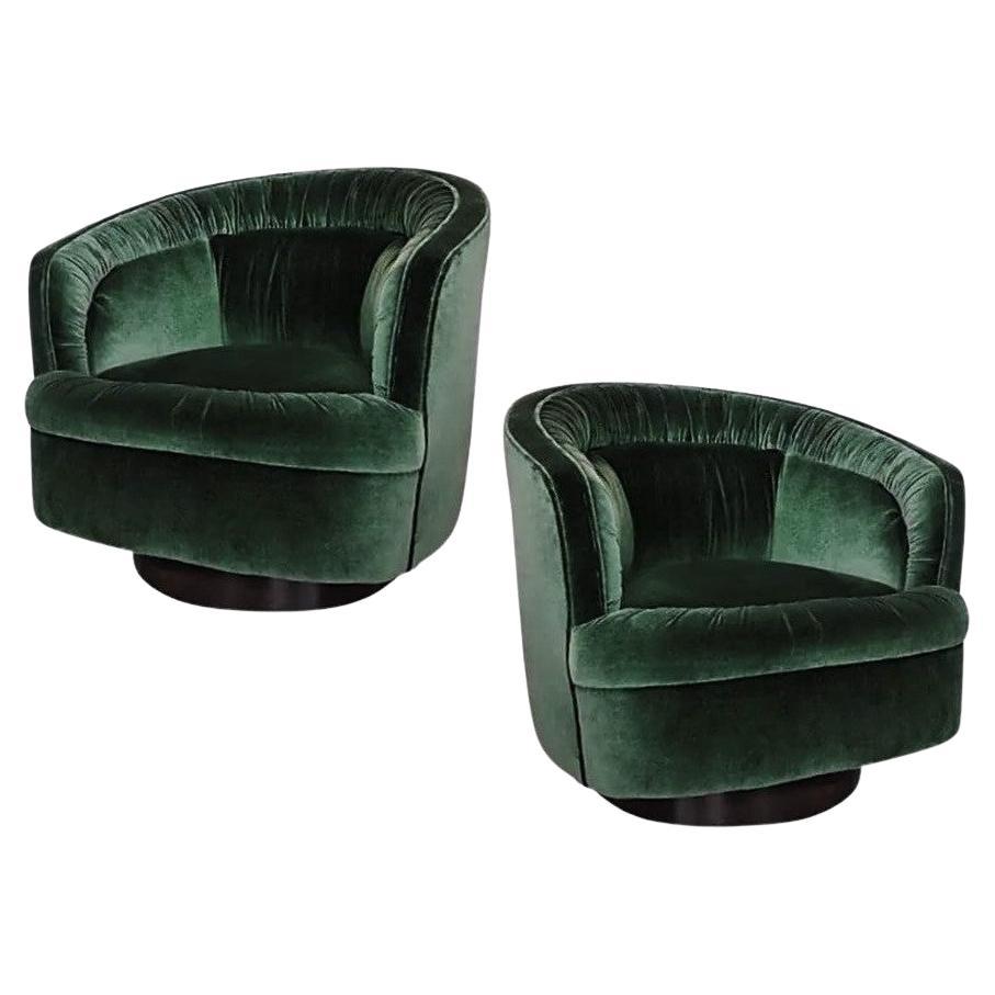 The 1970s Green Velvet Swivel Chairs im Stil von Milo Baughman
