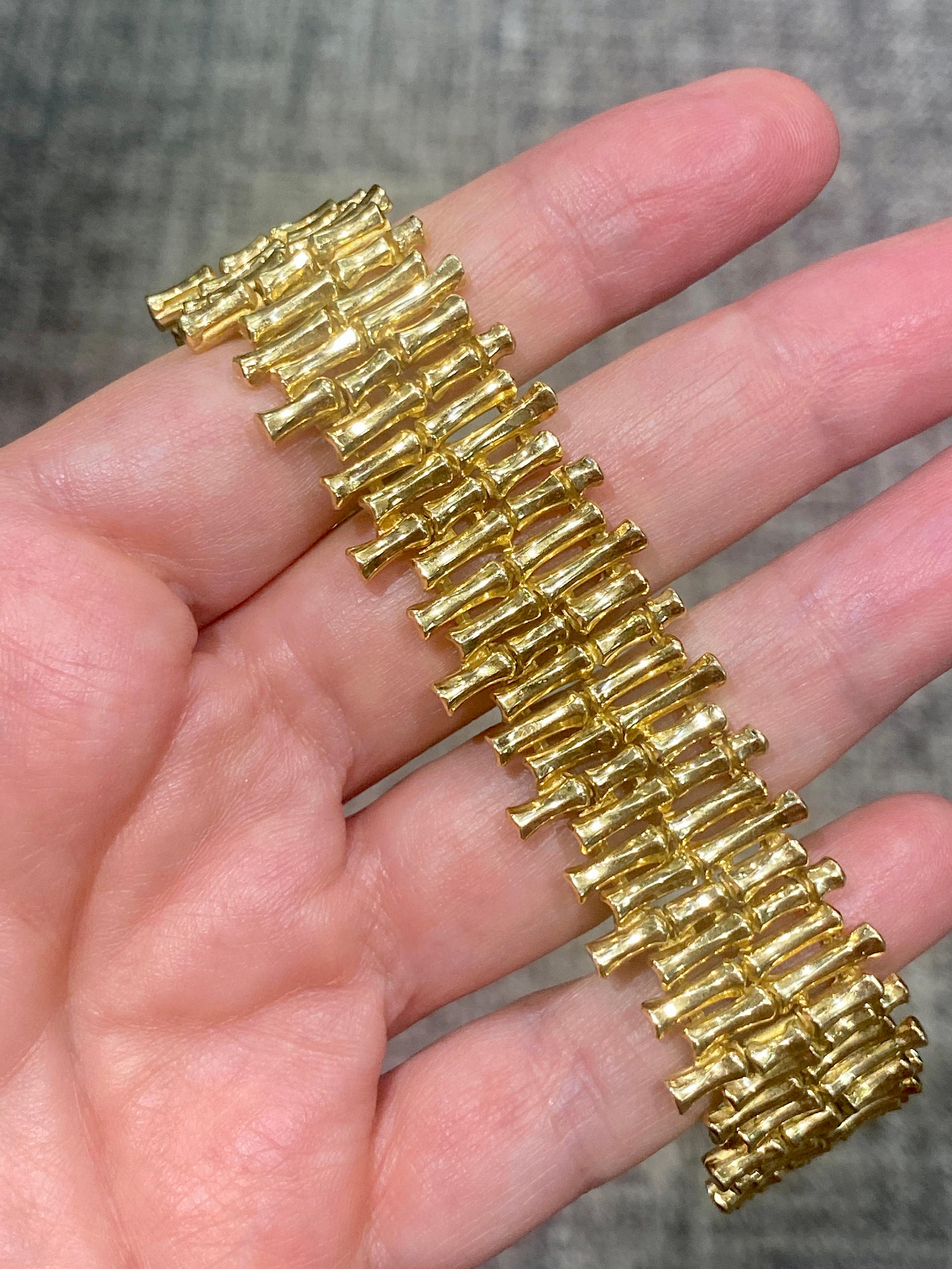 Women's or Men's 1970s Gübelin 18k gold bamboo bracelet For Sale