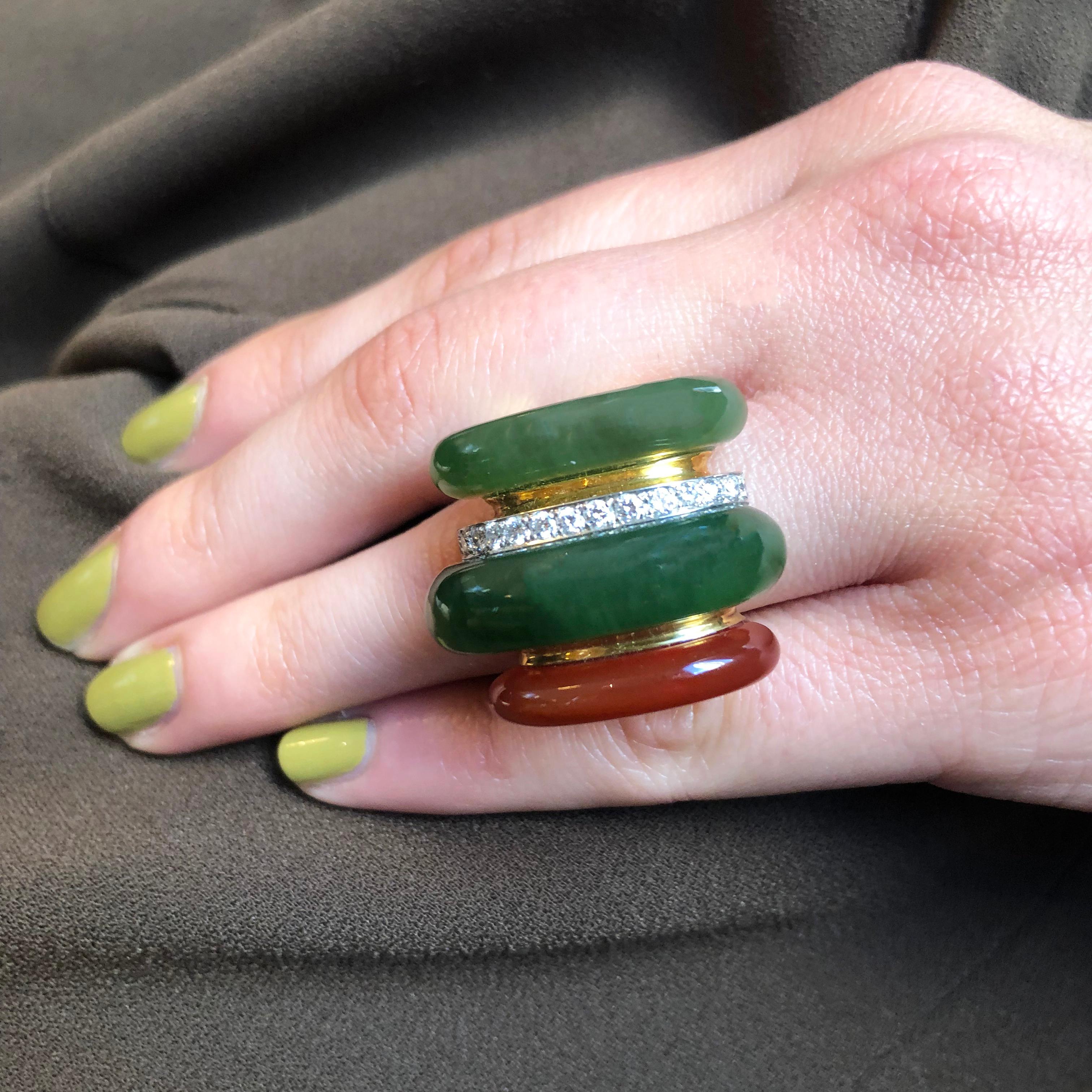 1970s Gubelin Carnelian, Nephrite, Diamond and Gold Ring In Excellent Condition In New York, NY