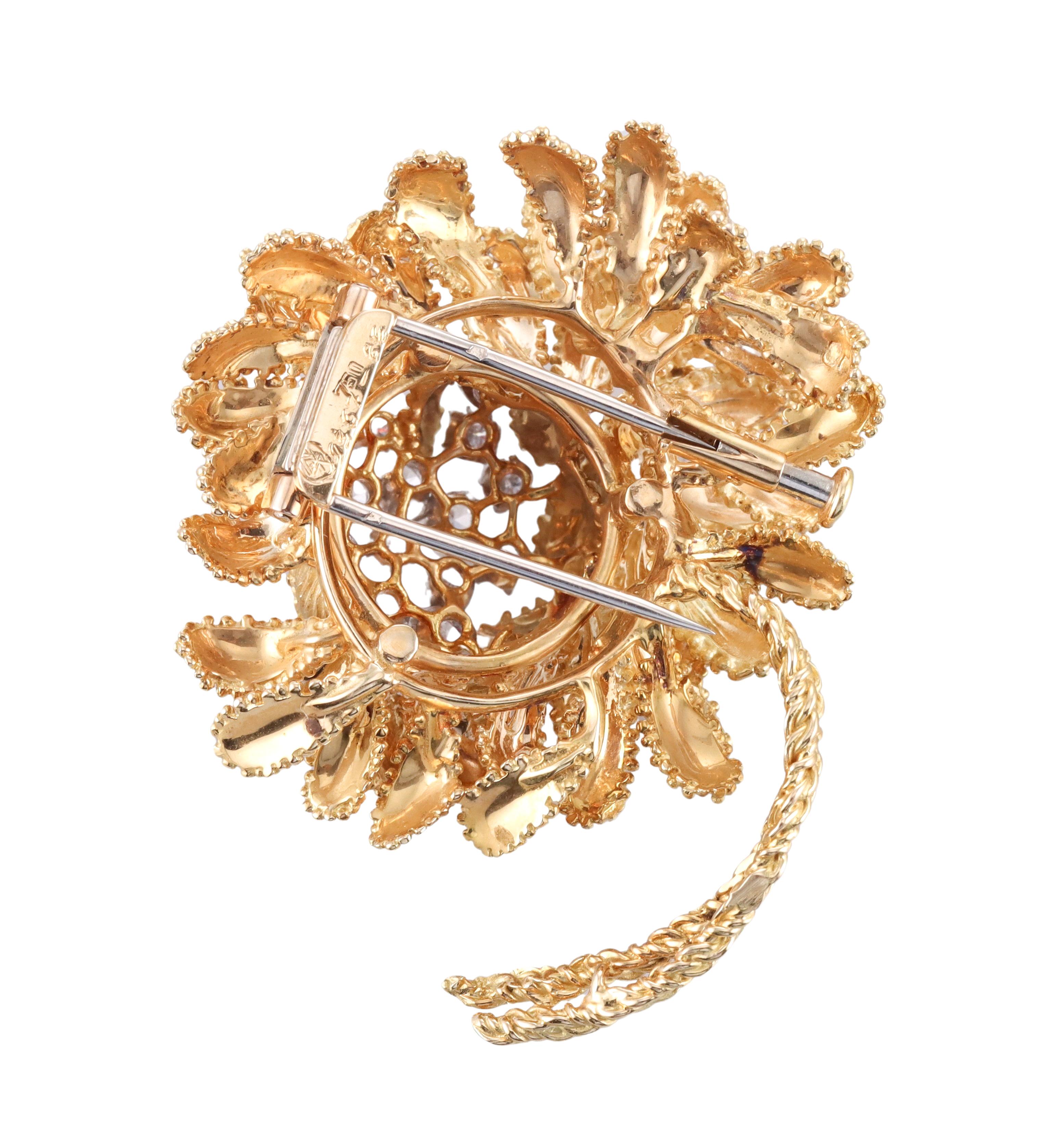 Round Cut 1970s Gubelin Diamond Yellow Gold Flower Brooch  For Sale