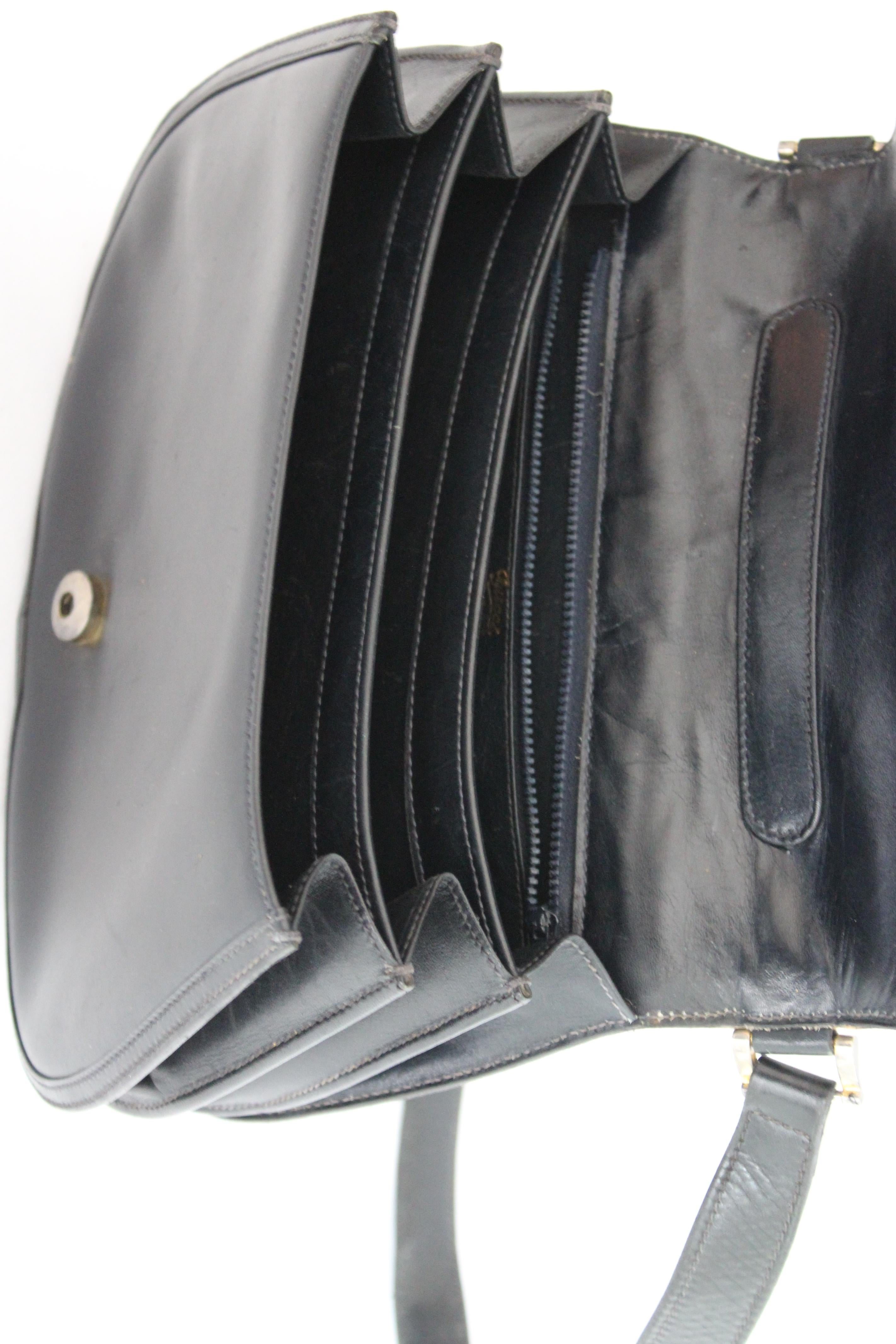 1970s Gucci Blue Leather Shoulder Bag 5