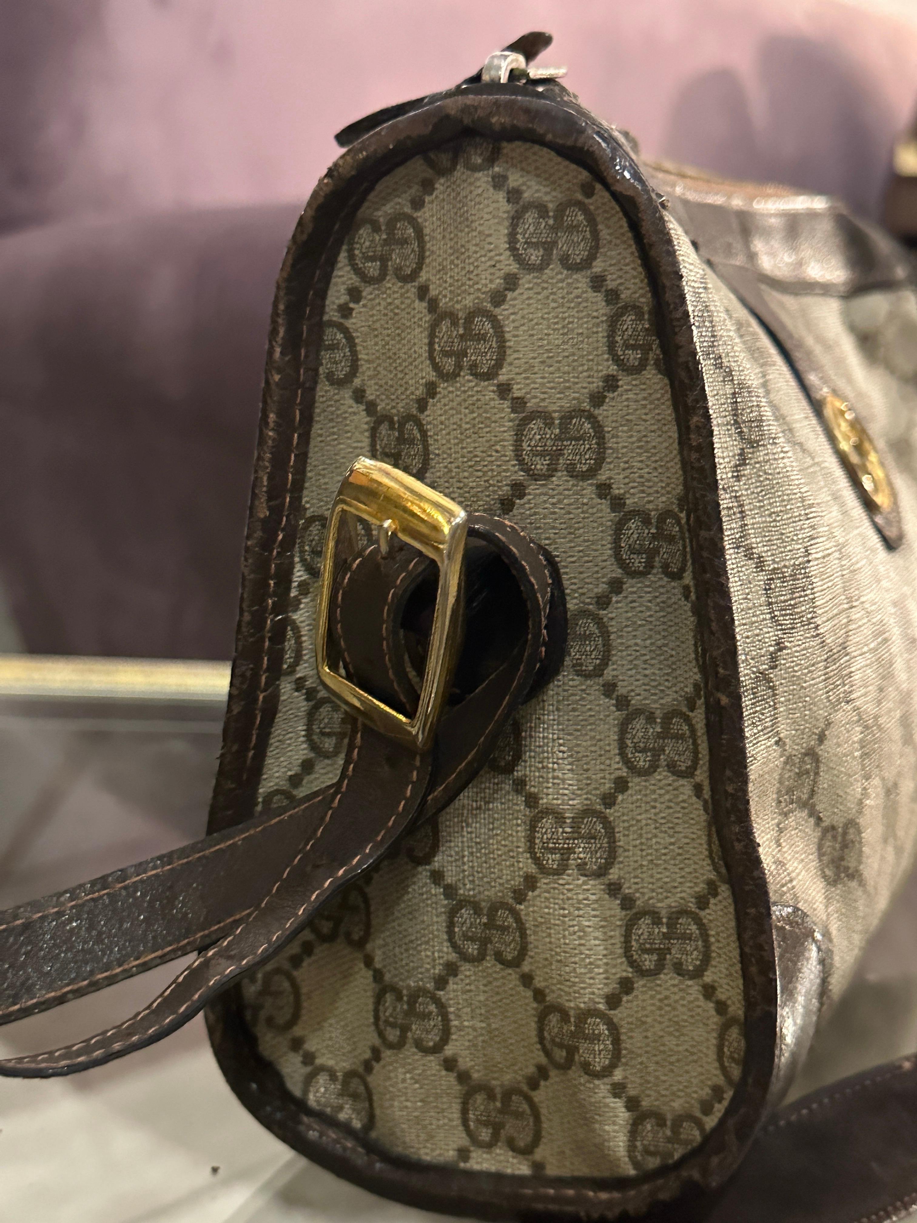1970s Gucci Canvas and Leather Shoulder Bag with Gold Interlocking GG Logo For Sale 1