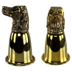 1970s Gucci Perro Figural Oro Lavado Caza Juego de Dos Pareja de Tazas