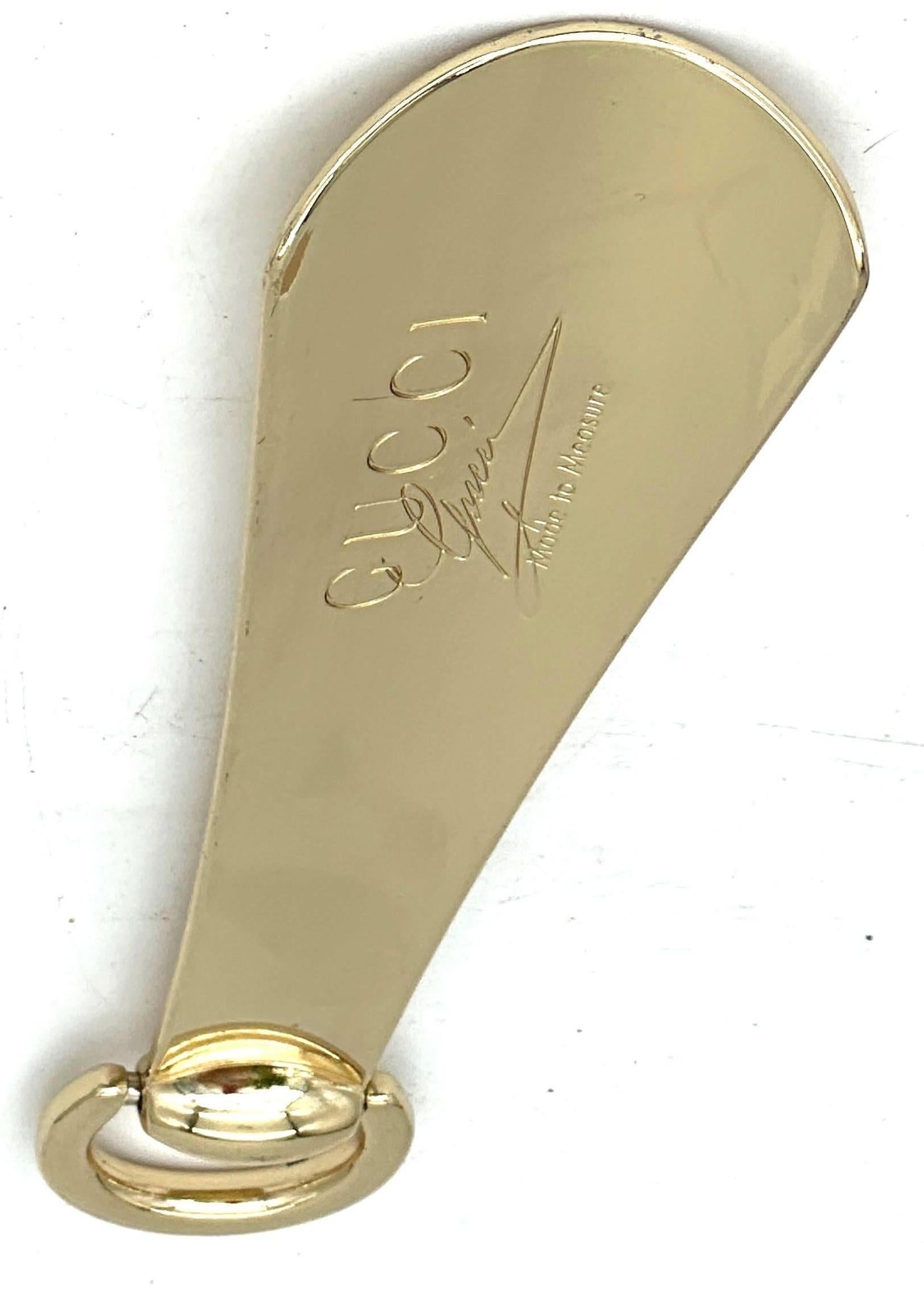 Calzascarpe in ottone dorato di Gucci degli anni '70 con anello con morsetto oscillante, Italia in vendita 3