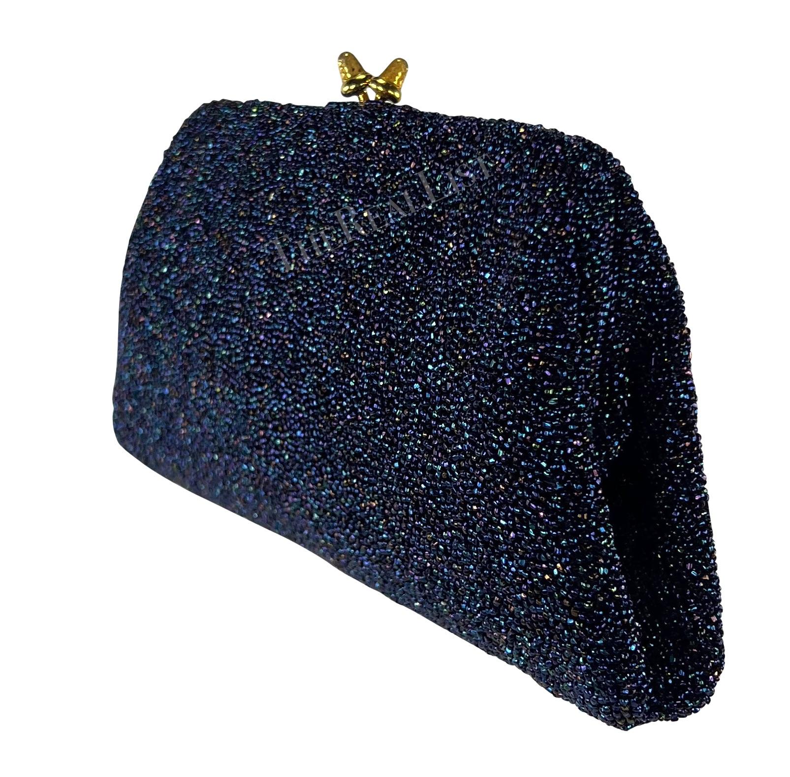 1970s Gucci Iridescent Blue Caviar Beaded Mini Evening Kiss-Lock Clutch For Sale 2