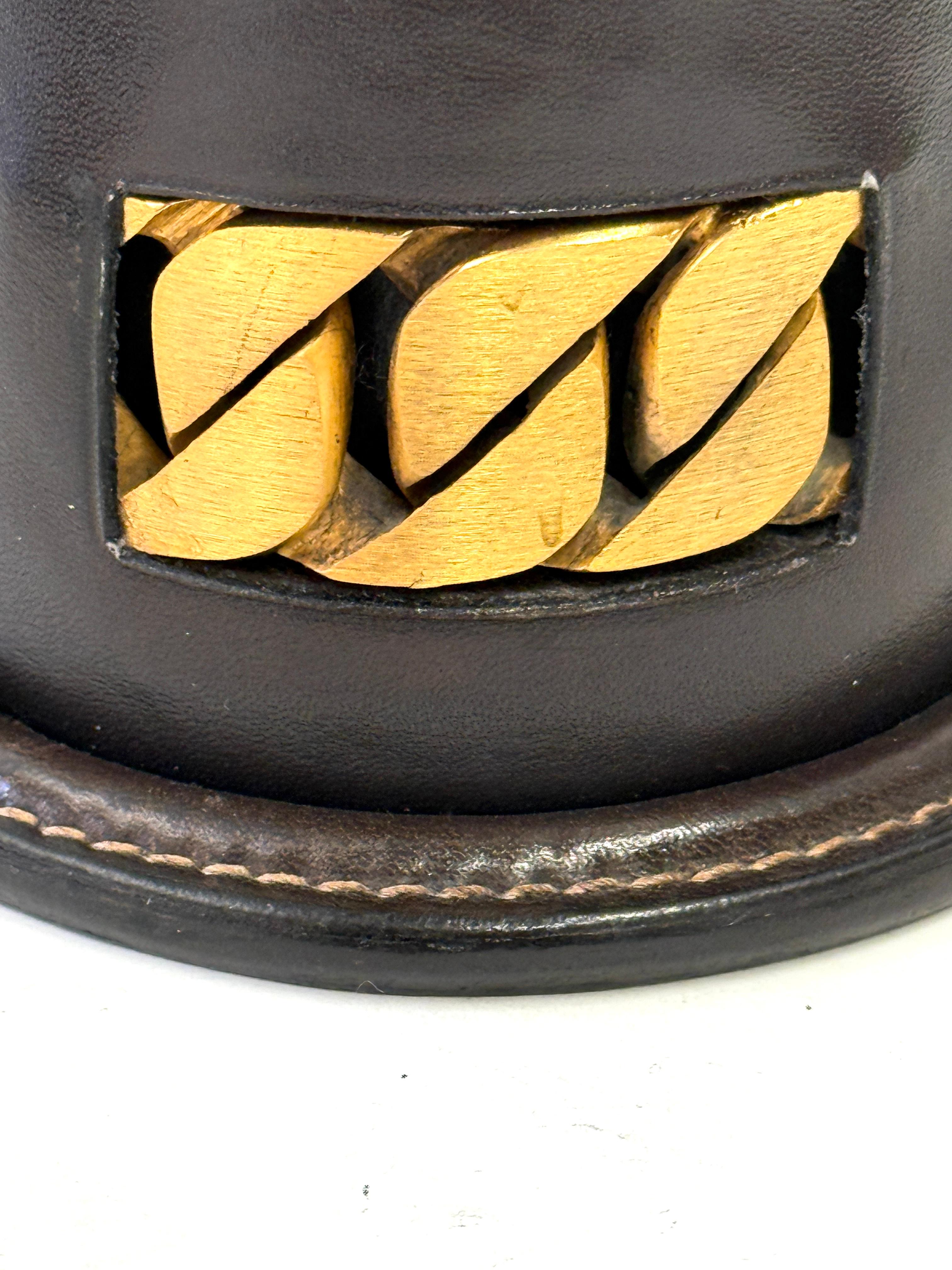1970's Gucci Leder Schreibtisch Set Notizblock und Stifthalter (Handgefertigt) im Angebot