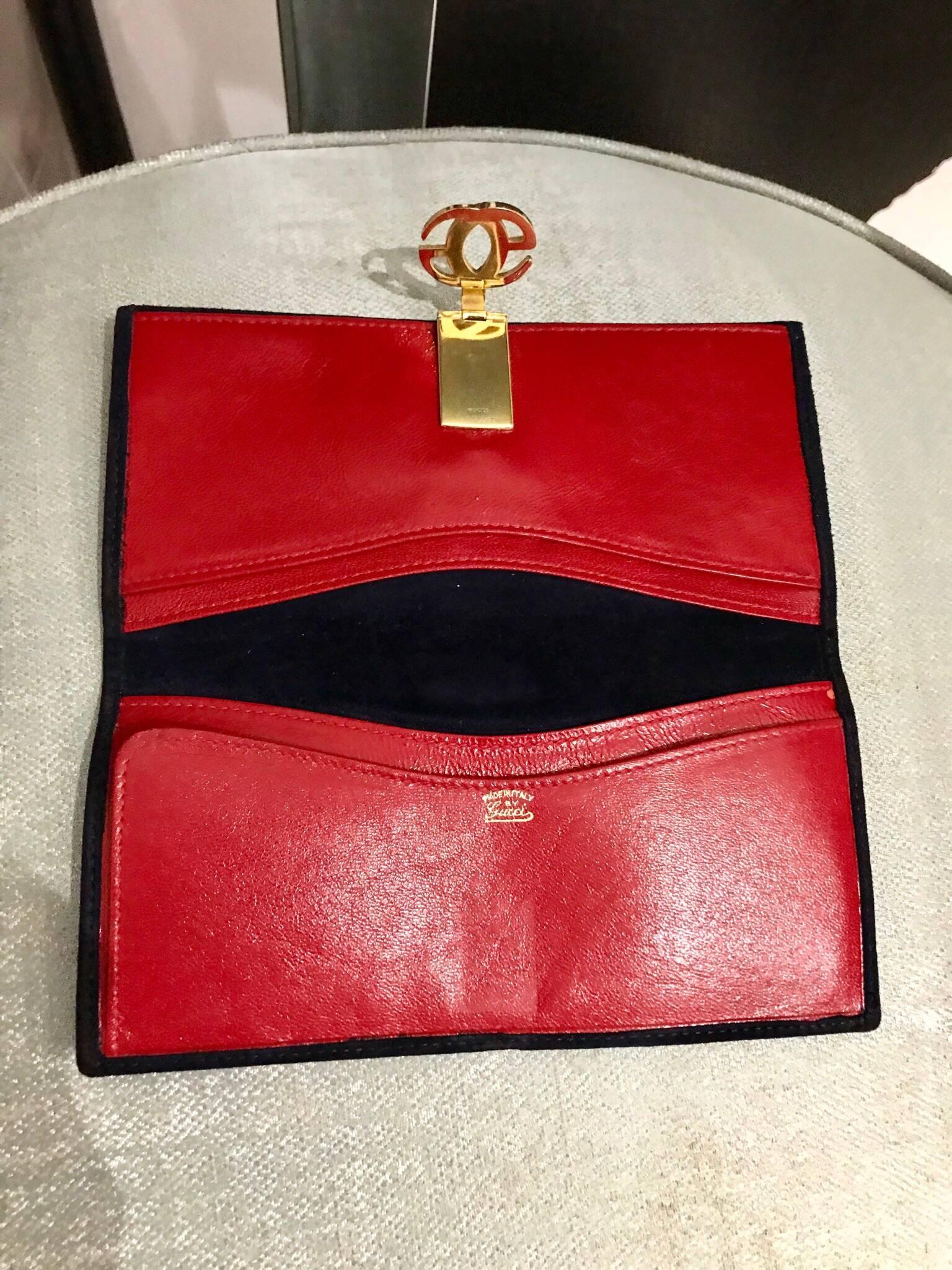 Black 1970s Gucci Navy Blue Suede Wallet  For Sale