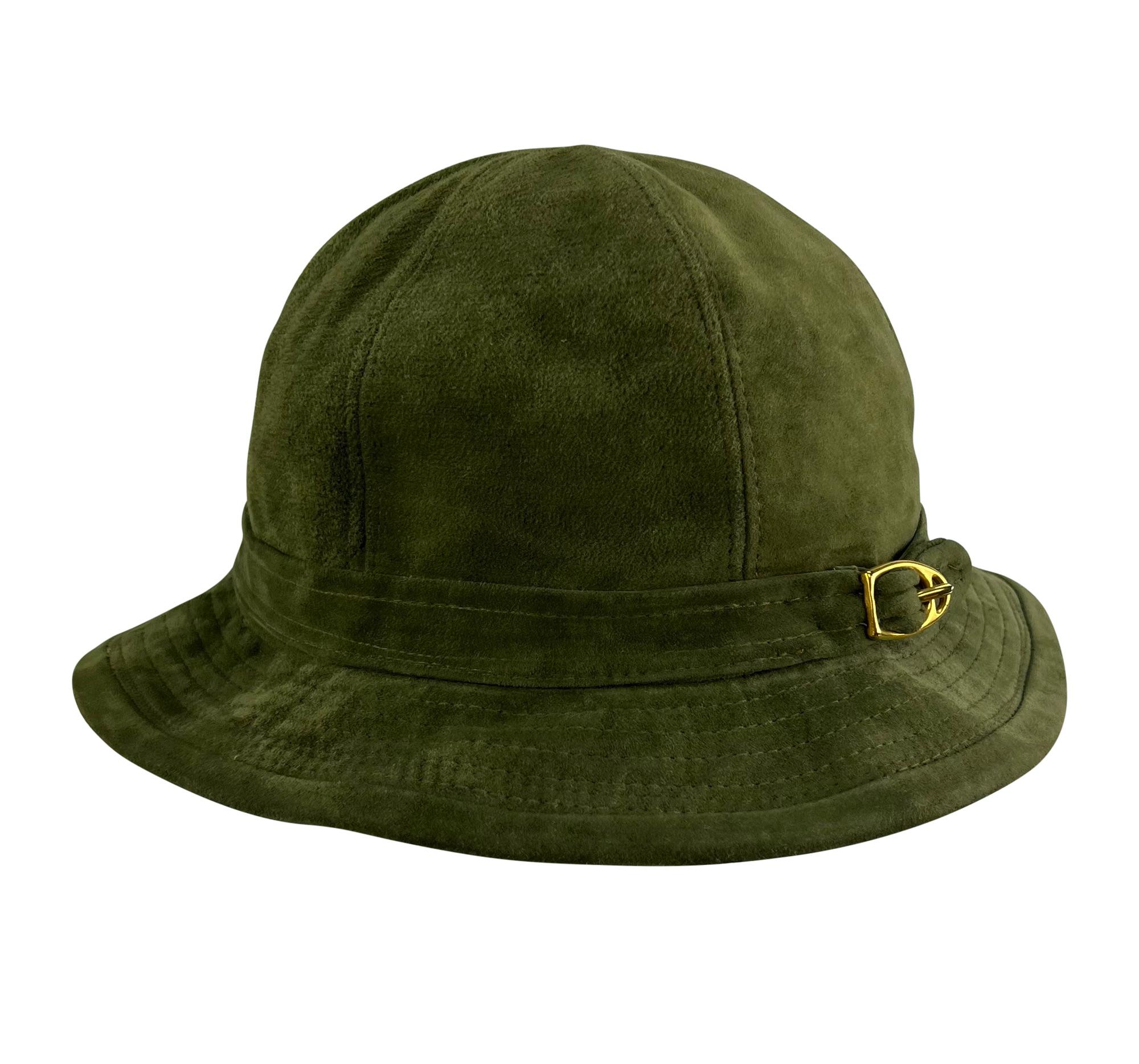 1970er Gucci Bügelschnalle Dunkel-Olive Grün Wildleder Eimer Hut im Angebot 2