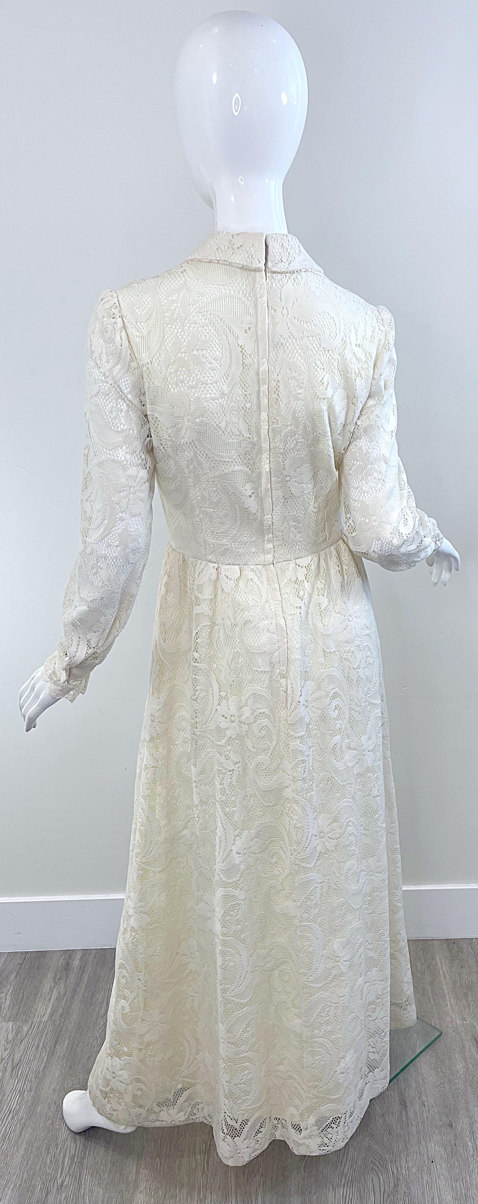 Women's 1970s Gucci Style Ivory Lace Flowers Tuxedo Vintage 70s Maxi Dress Gown For Sale
