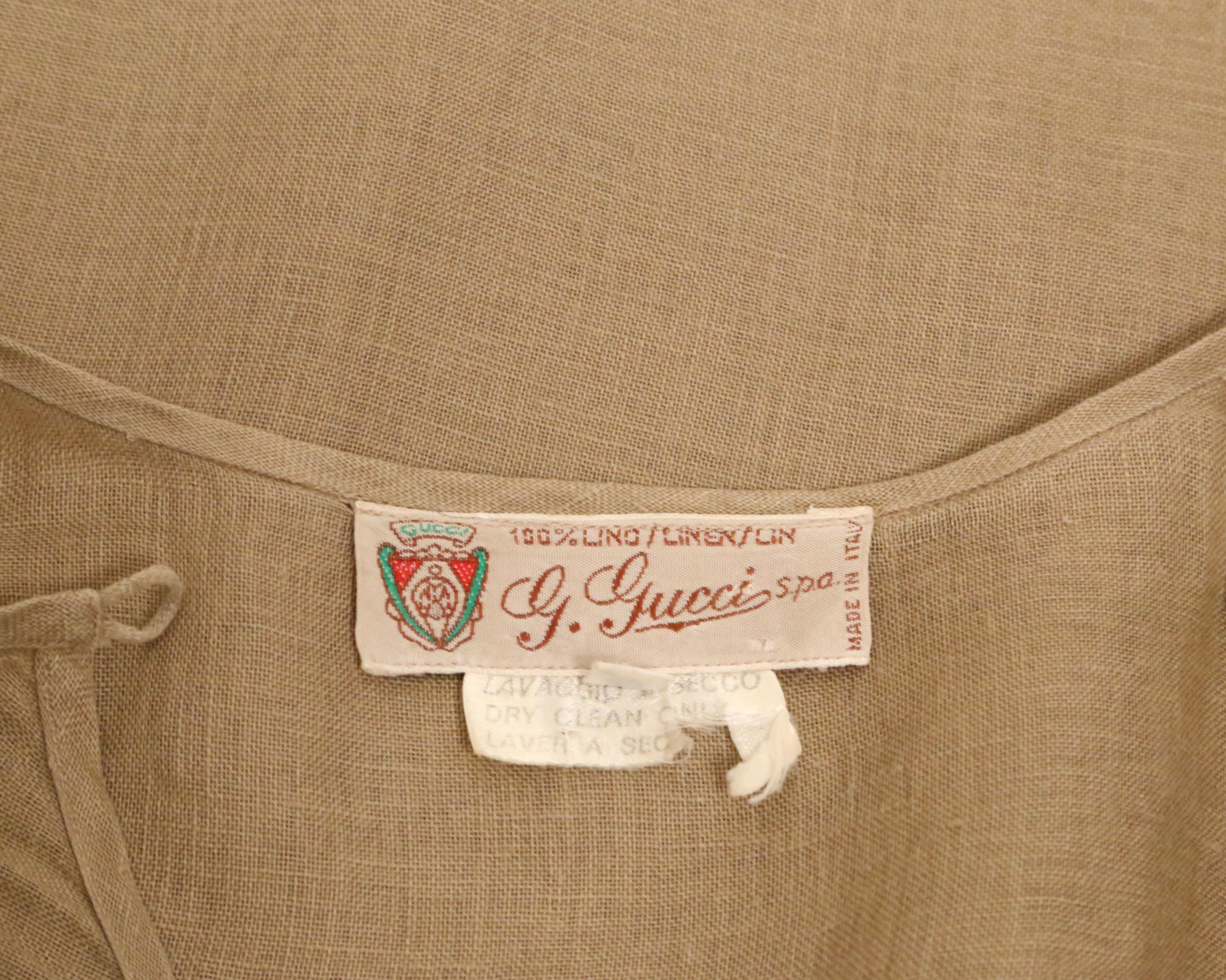 1970er GUCCI hellbraunes Leinenblusentop mit Spitzenbesatz und Pointelle-Nähten im Angebot 4