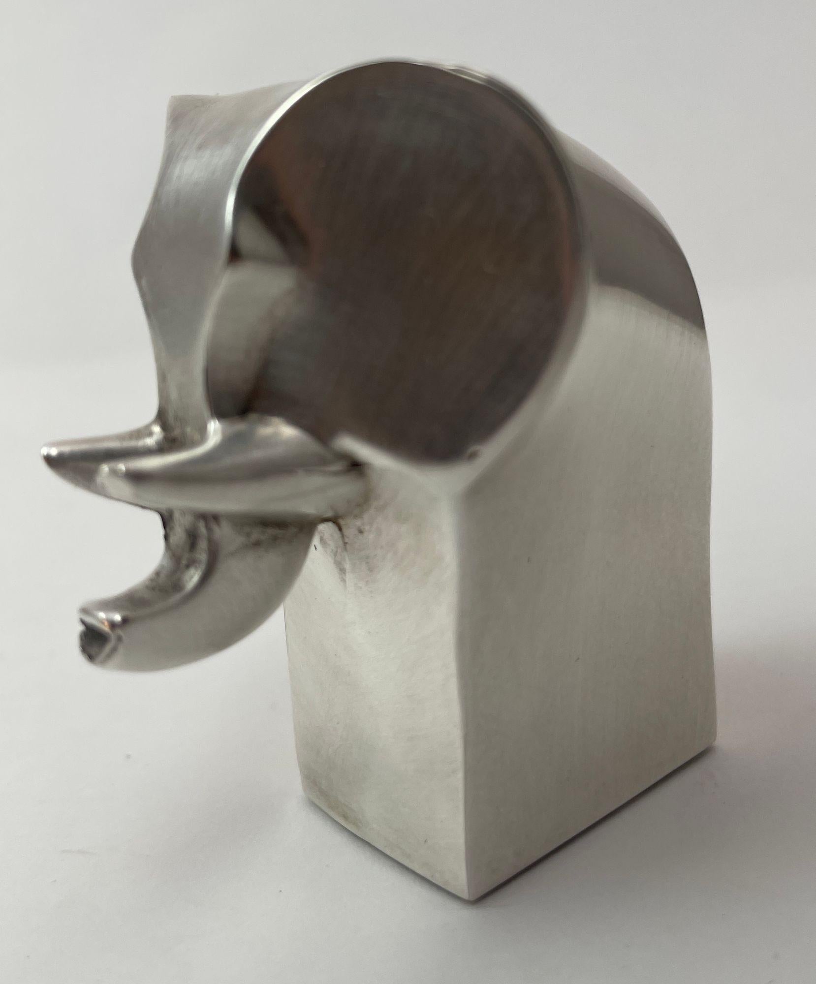 1970er Gunnar Cyrén für Dansk Silver Plate Elefantenfigur Briefbeschwerer (Versilberung) im Angebot