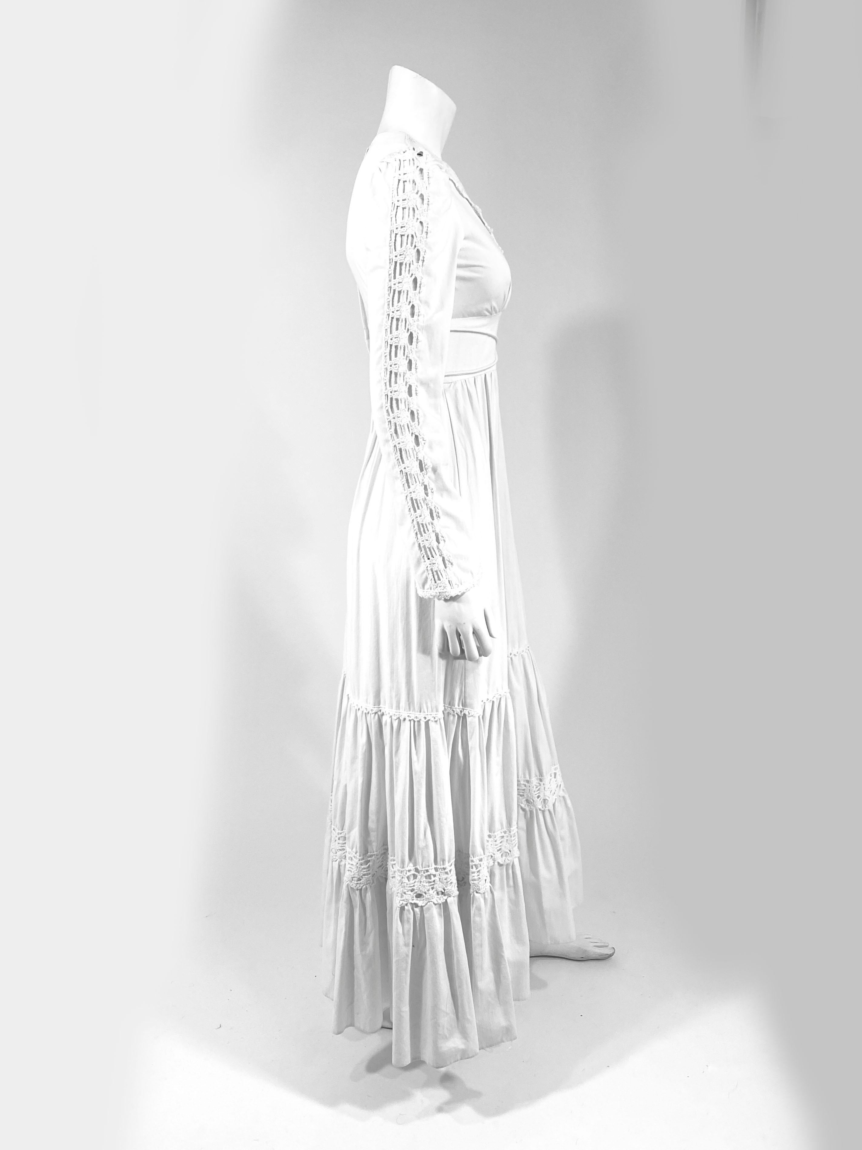 1970s Gunne Sax Cotton Dress with Crochet Trim In Good Condition In San Francisco, CA