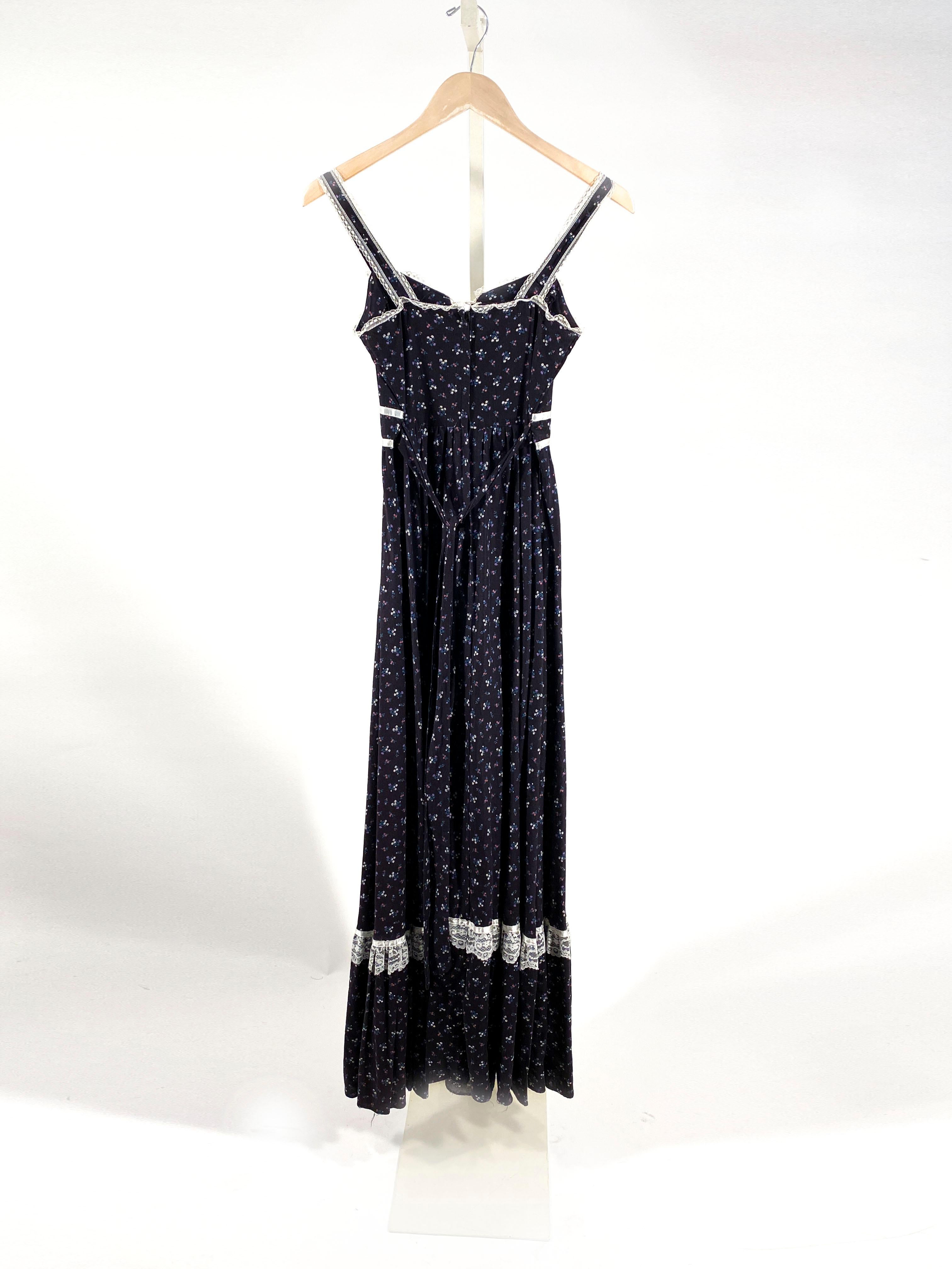 1970s Gunne Sax Navy Calico Cottage Dress In Good Condition In San Francisco, CA