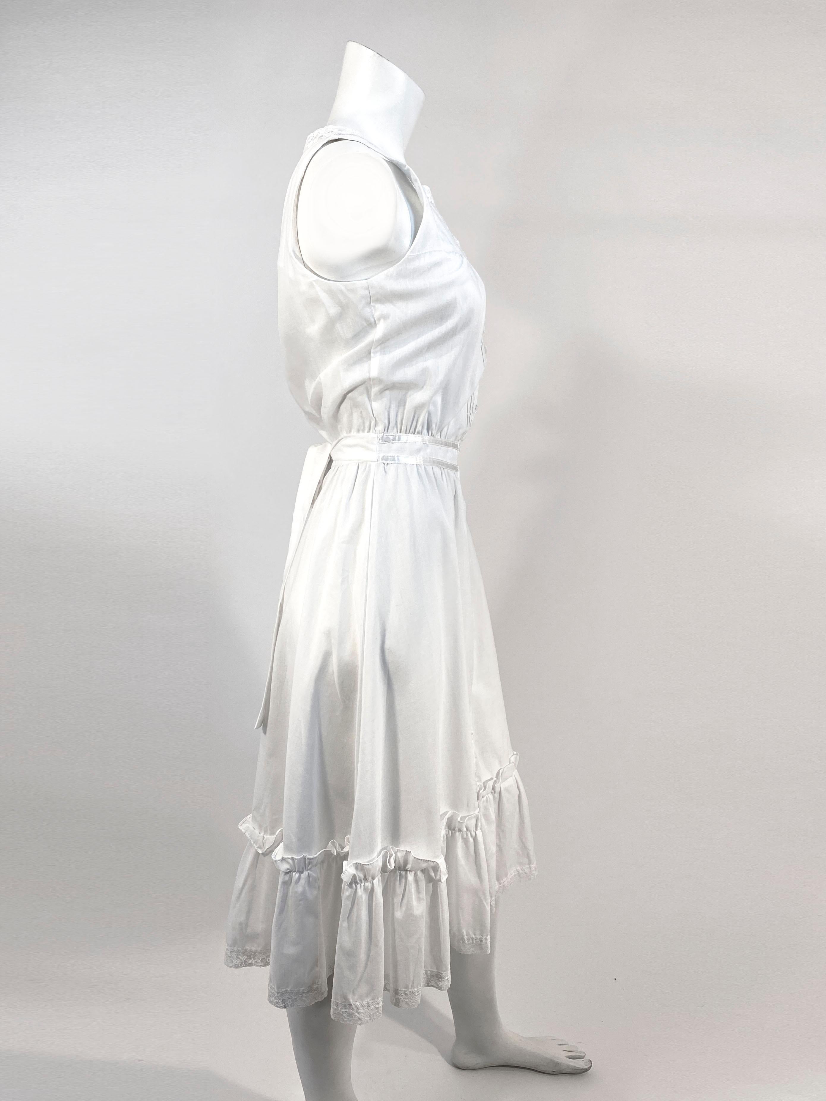 Women's 1970s Gunne Sax White Cotton Cottage Dress