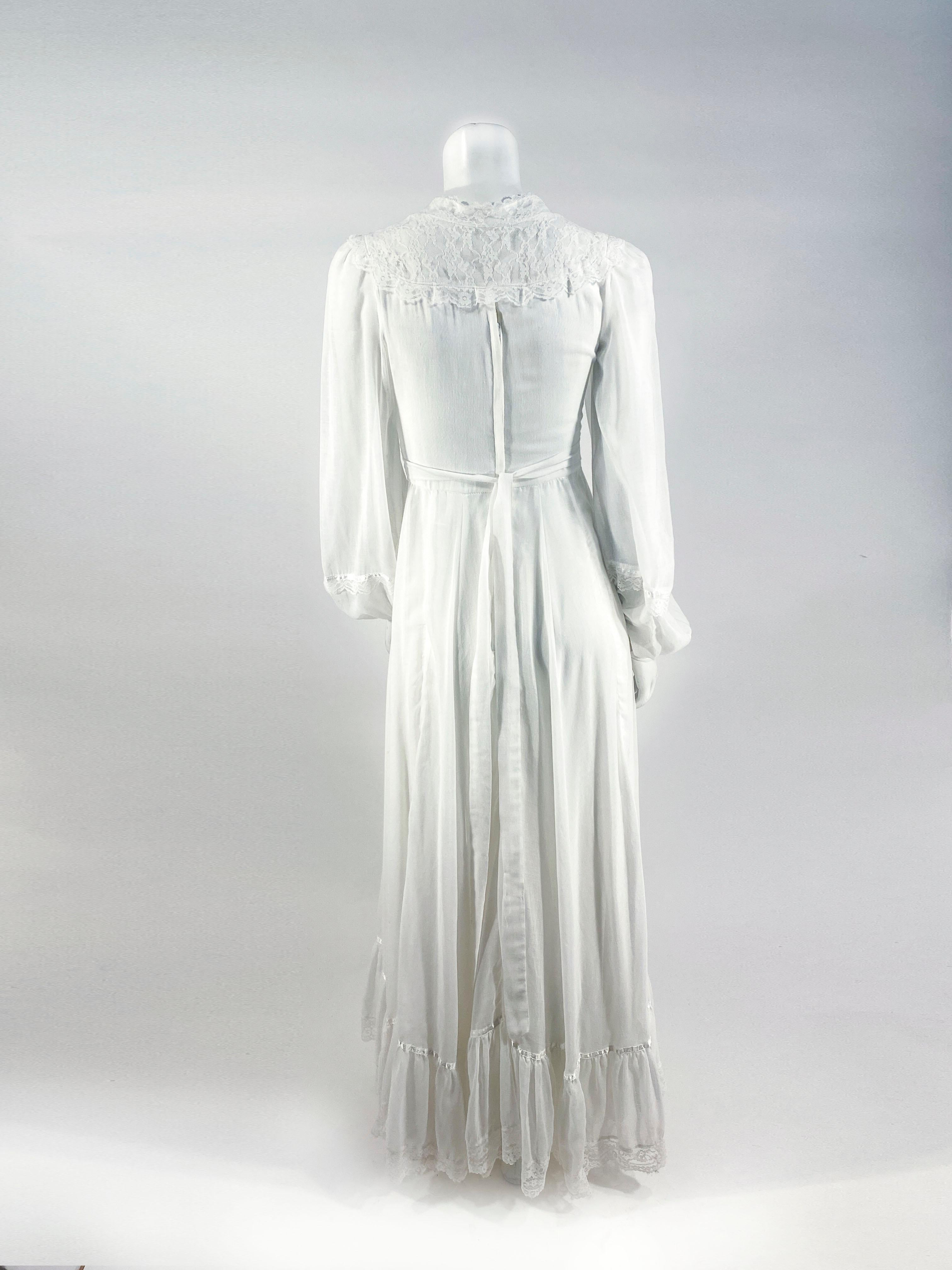 Gray 1970s Gunne Sax White Cotton Cottage Dress