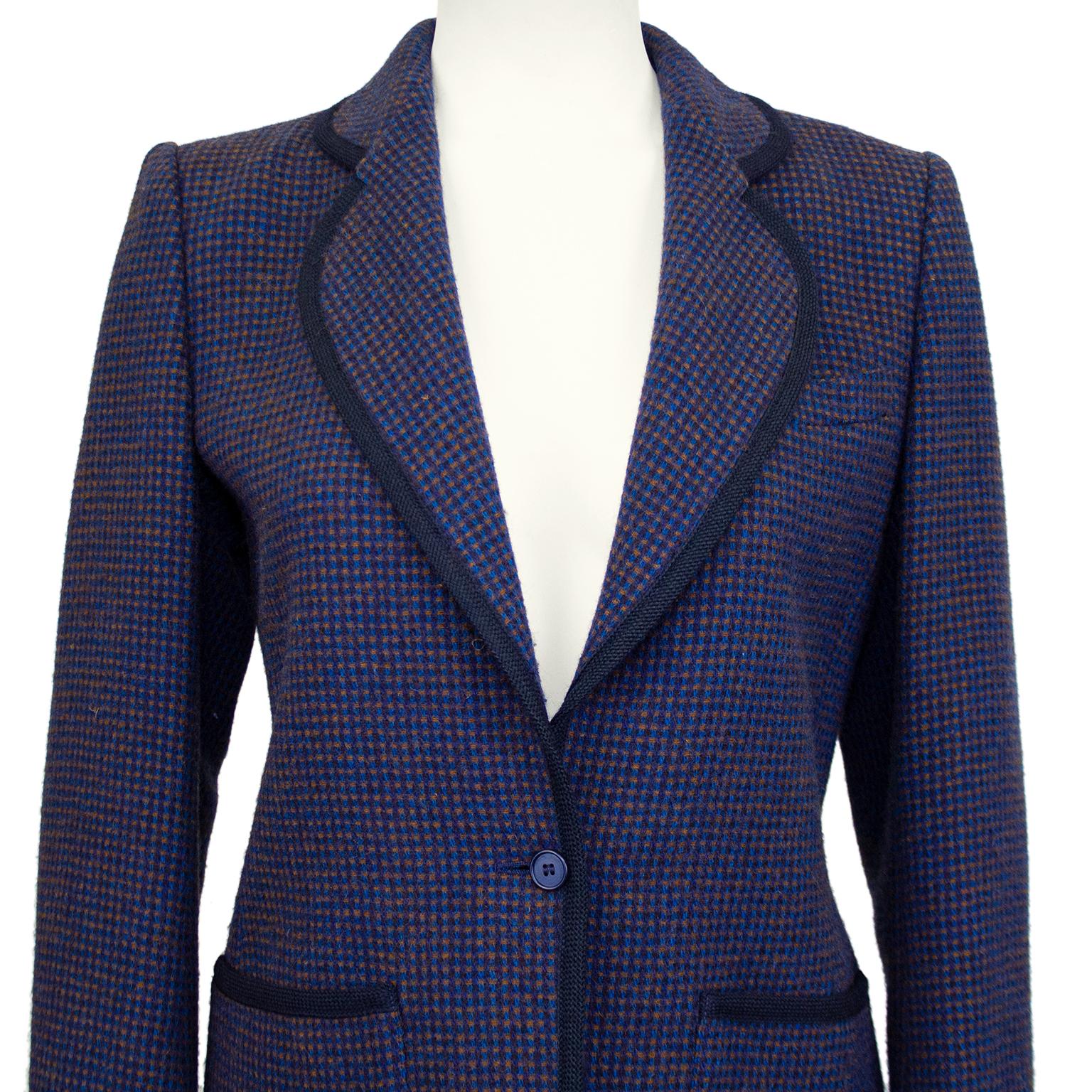 1970s Guy Laroche Purple Tweed Skirt Suit In Good Condition For Sale In Toronto, Ontario