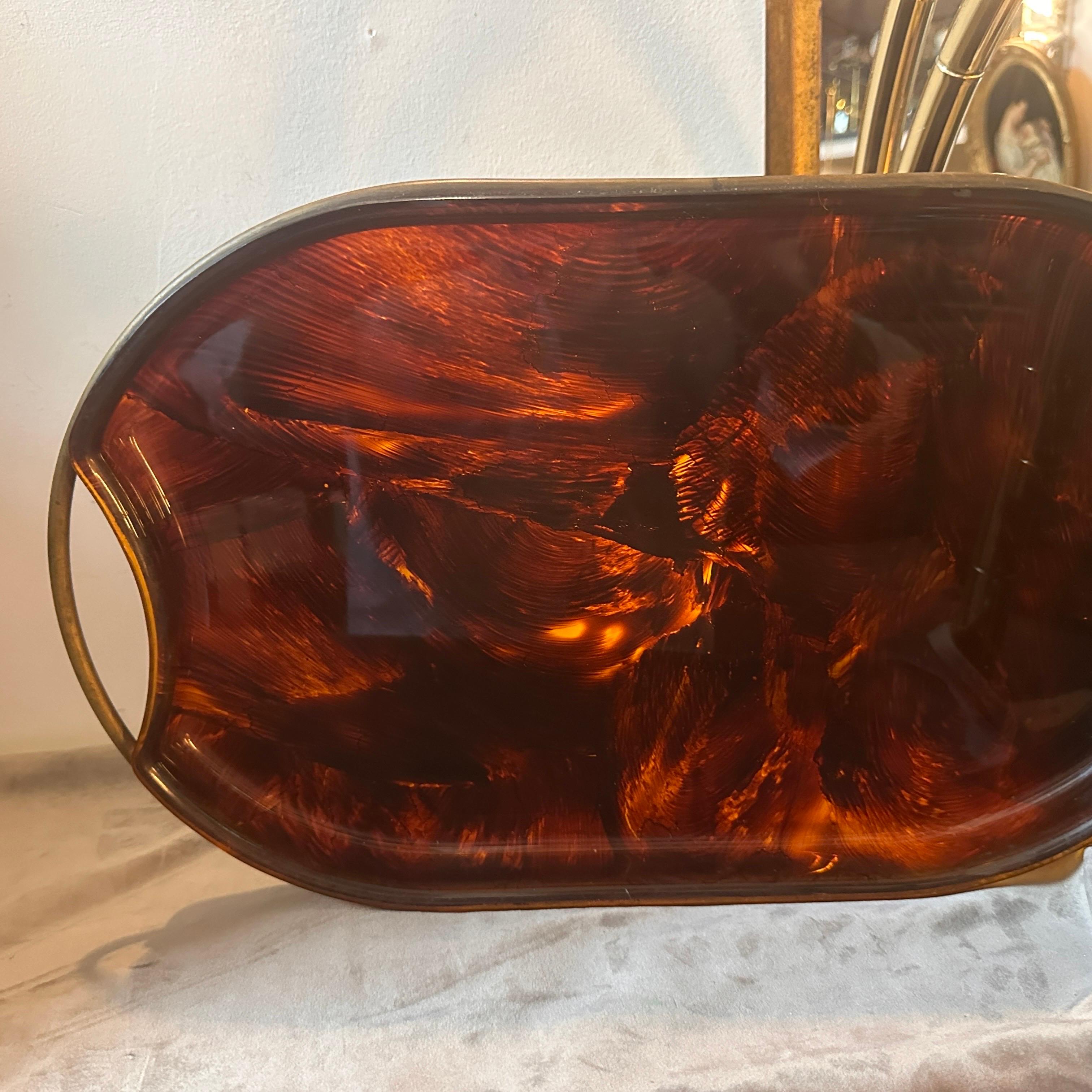 1970s Guzzini Mid-Century Modern Fake Tortoise Lucite and Brass Italian Tray For Sale 2