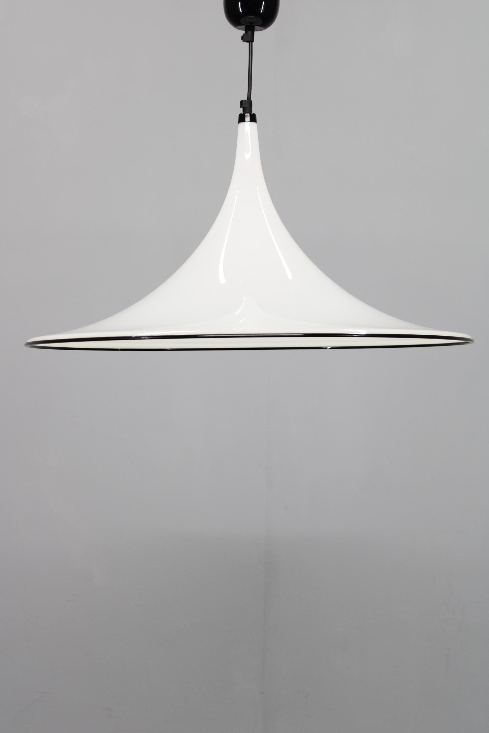 Mid-Century Modern 1970s Guzzini 