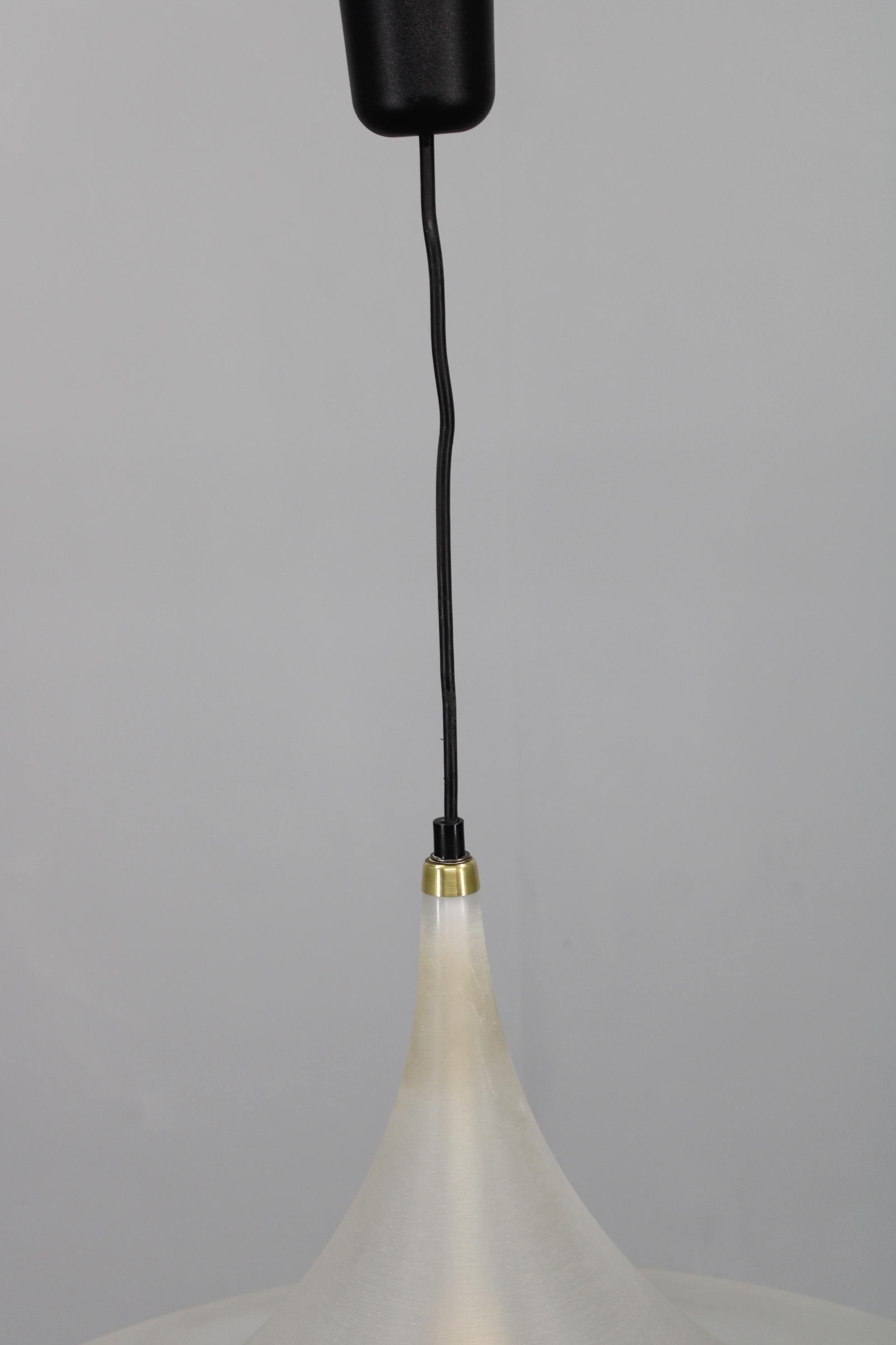 Plastic 1970s Guzzini 