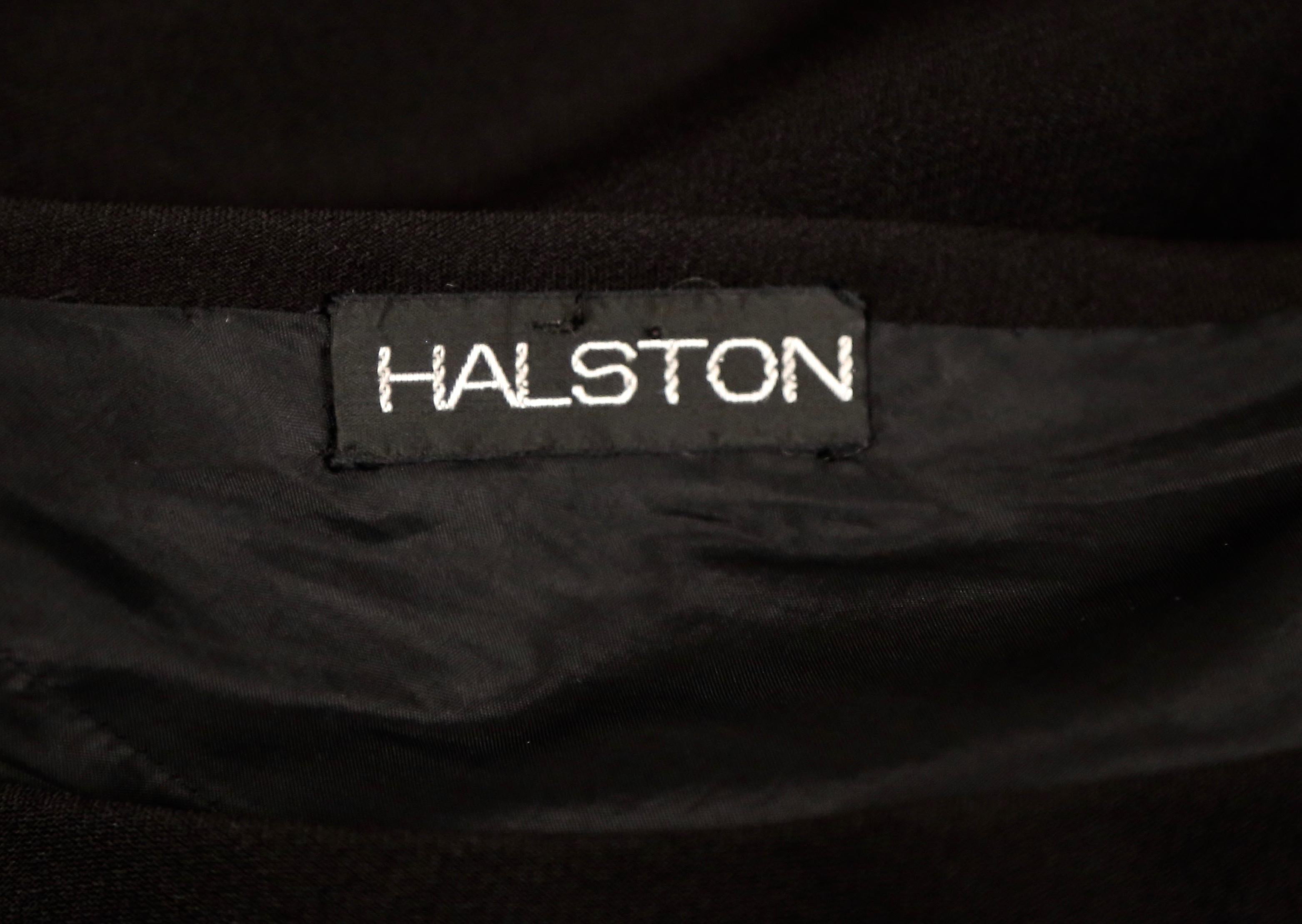 1970's HALSTON schwarzes schräg geschnittenes Seidenkleid mit hohem Schlitz im Angebot 2