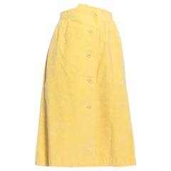 1970S HALSTON Butter Yellow Poly Blend Ultrasuede Skirt With Pockets