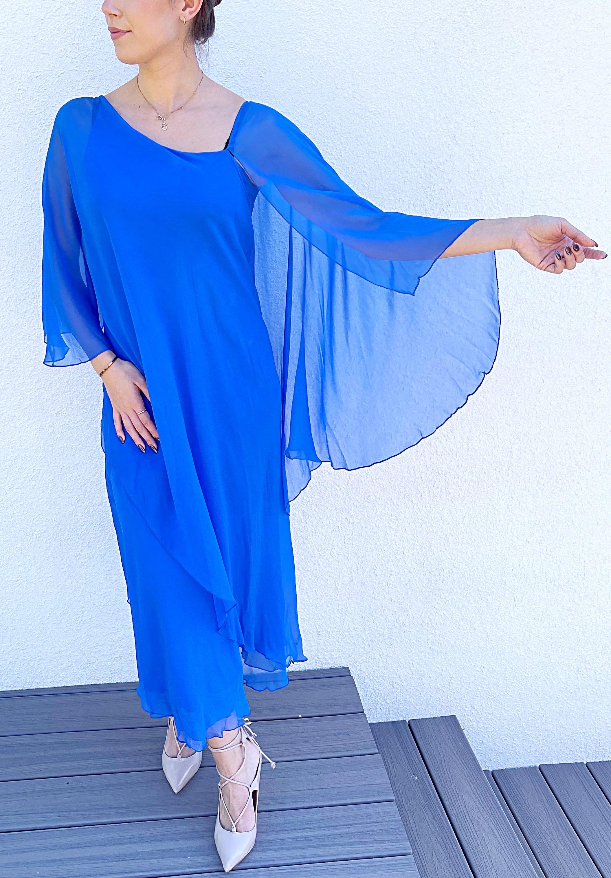 1970s Halston Cerulean Blue Silk Chiffon Blue Size 6 / 8 70s Goddess Gown Dress For Sale 10