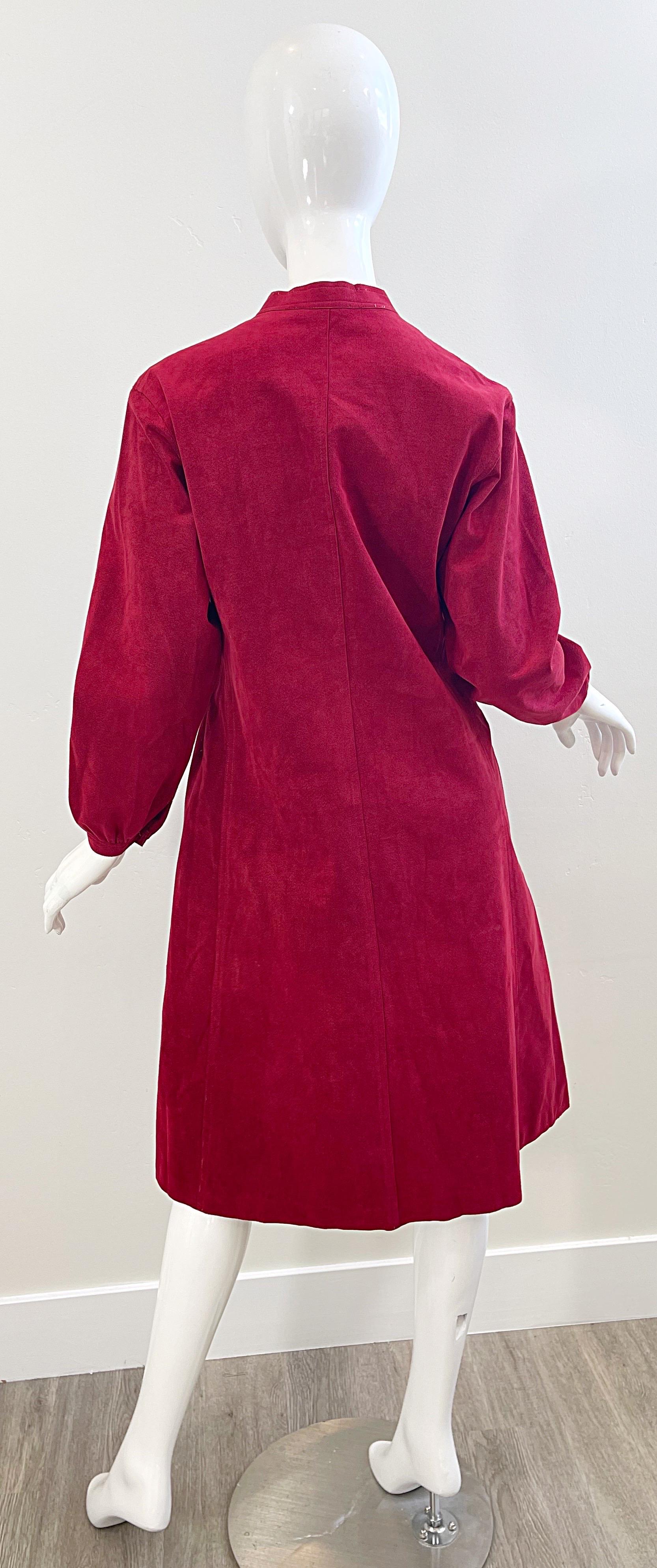 1970s Halston Crimson Red Ultra Suede Long Sleeve Vintage 70s Shirt Dress In Excellent Condition For Sale In San Diego, CA