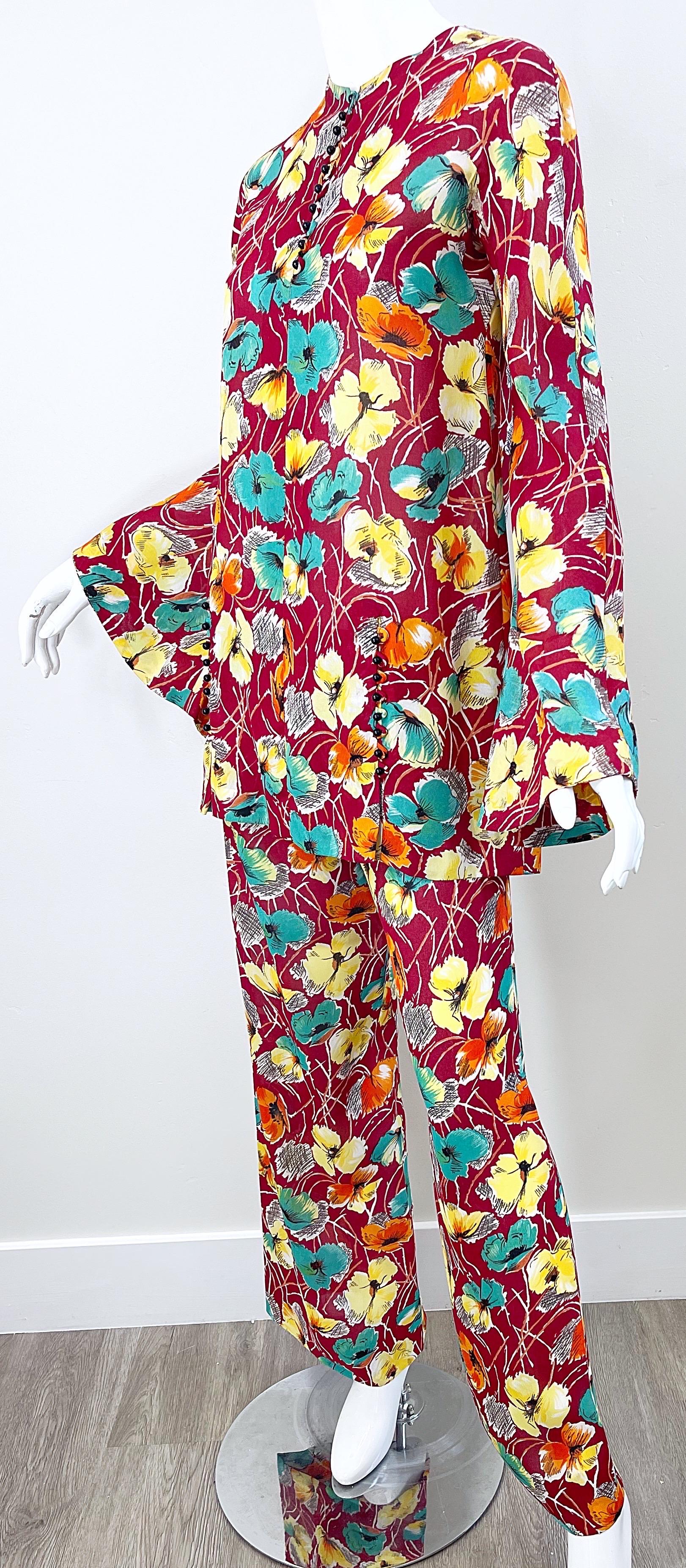 1970s Halston For Study Design Flower Silk Crepe Vintage 70s Tunic + Trousers For Sale 9