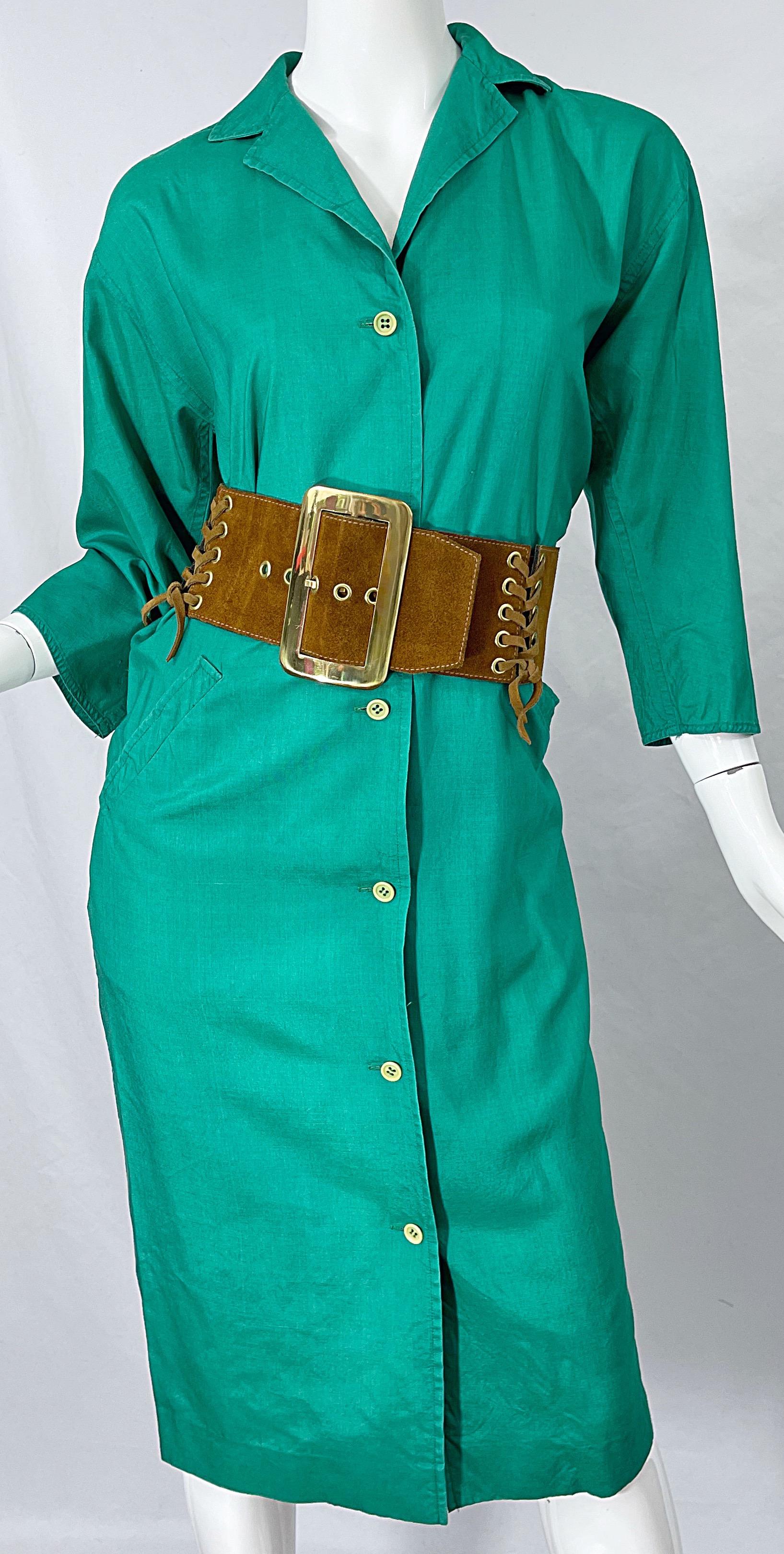 1970s Halston Kelly Green Silk 3/4 Sleeves Vintage 70s Shirt Dress w/ Pockets For Sale 6