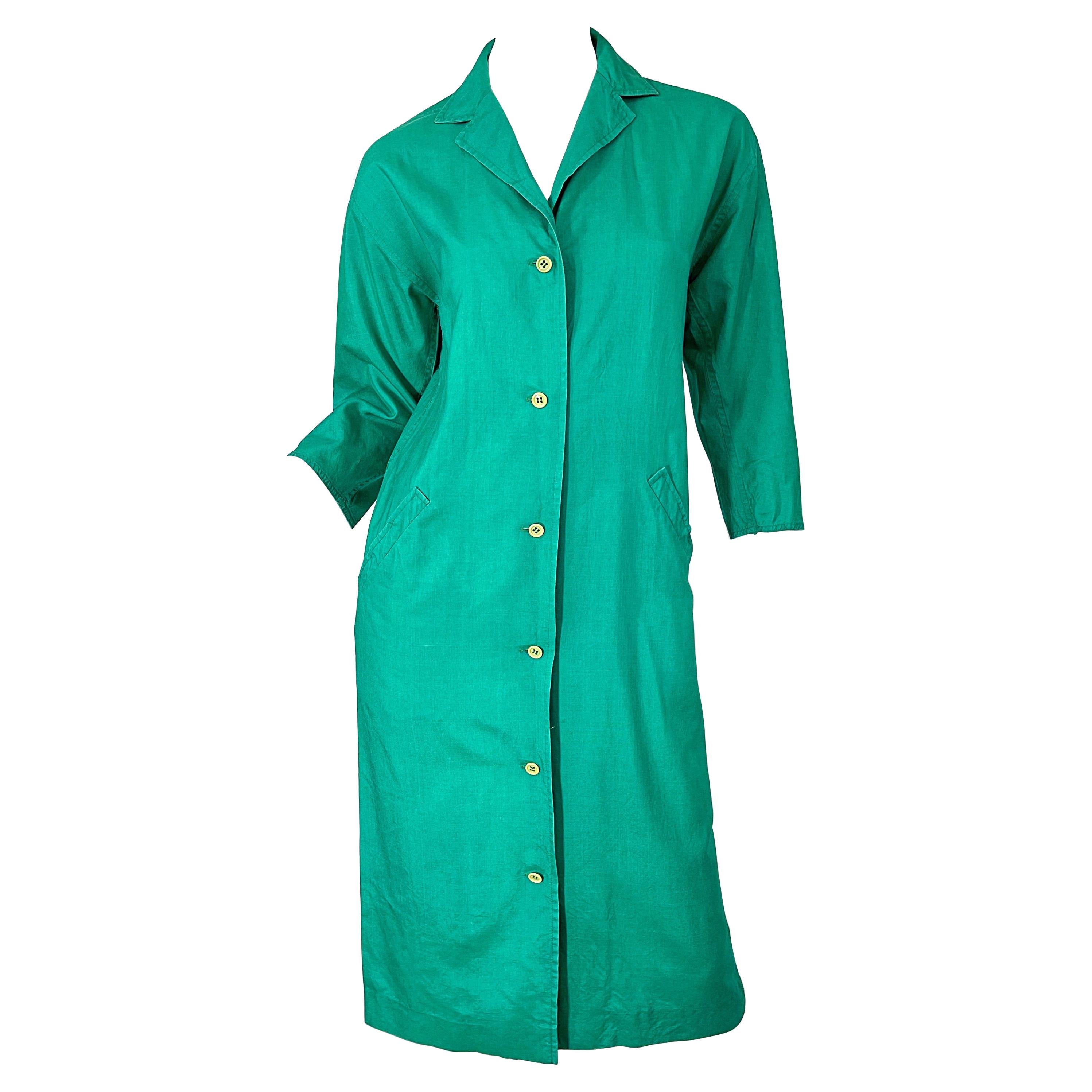 1970s Halston Kelly Green Silk 3/4 Sleeves Vintage 70s Shirt Dress w/ Pockets For Sale