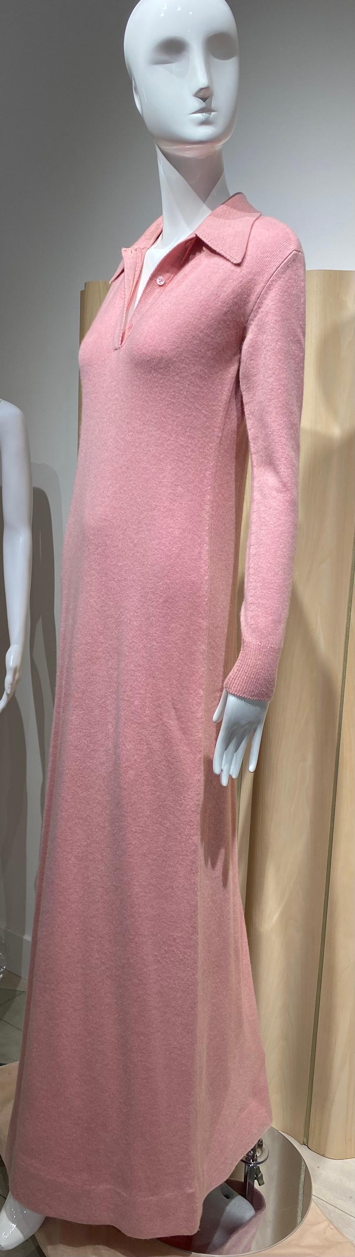 1970er Halston Rosa Double Cashmere Maxi Pullover Kleid Damen im Angebot