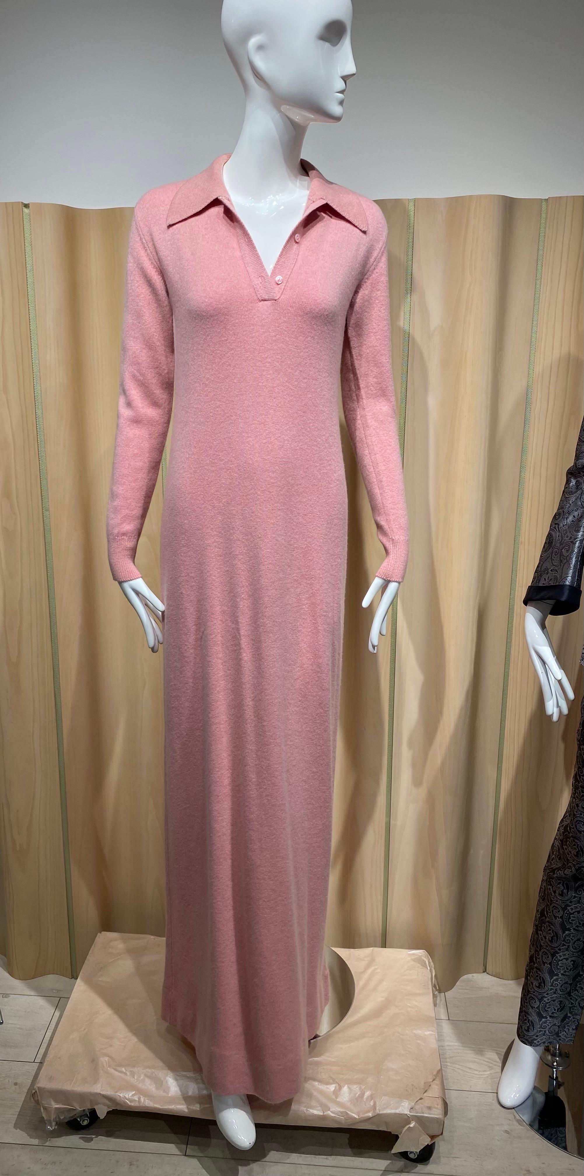 1970er Halston Rosa Double Cashmere Maxi Pullover Kleid im Angebot 4