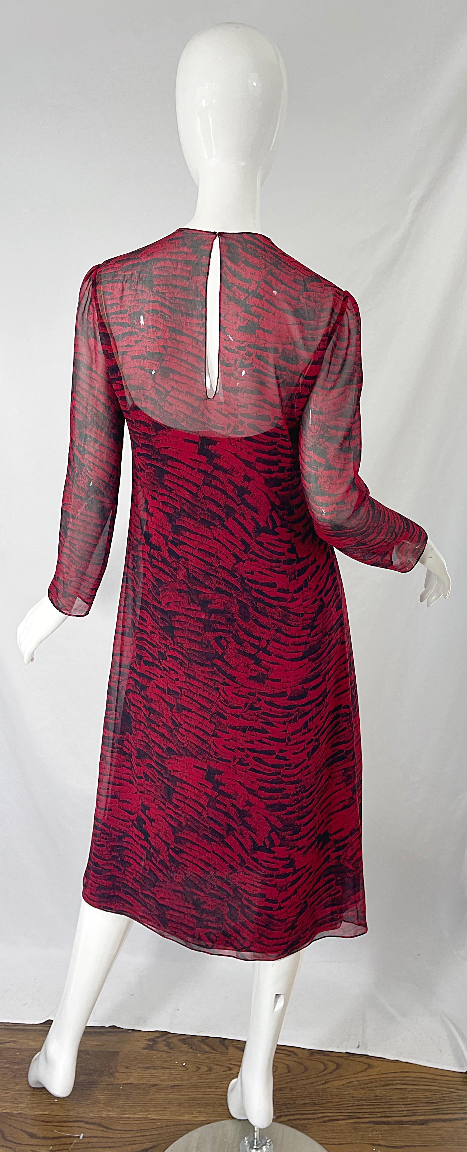 1970s Halston Red + Black Abstract Animal Print Three Piece 70s Dress Ensemble For Sale 2