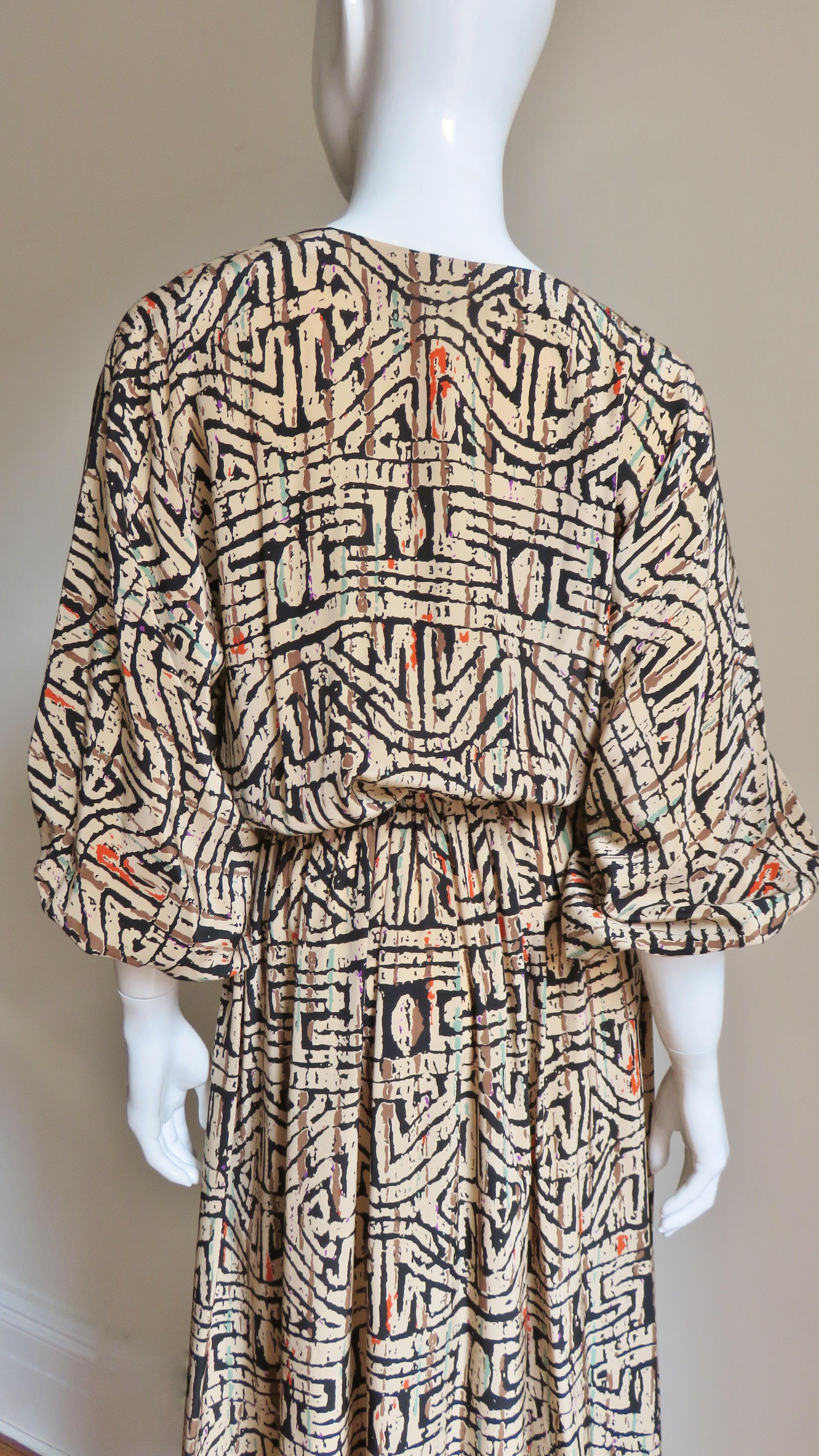 Halston Abstract Print Blouson Dress 1970s 5
