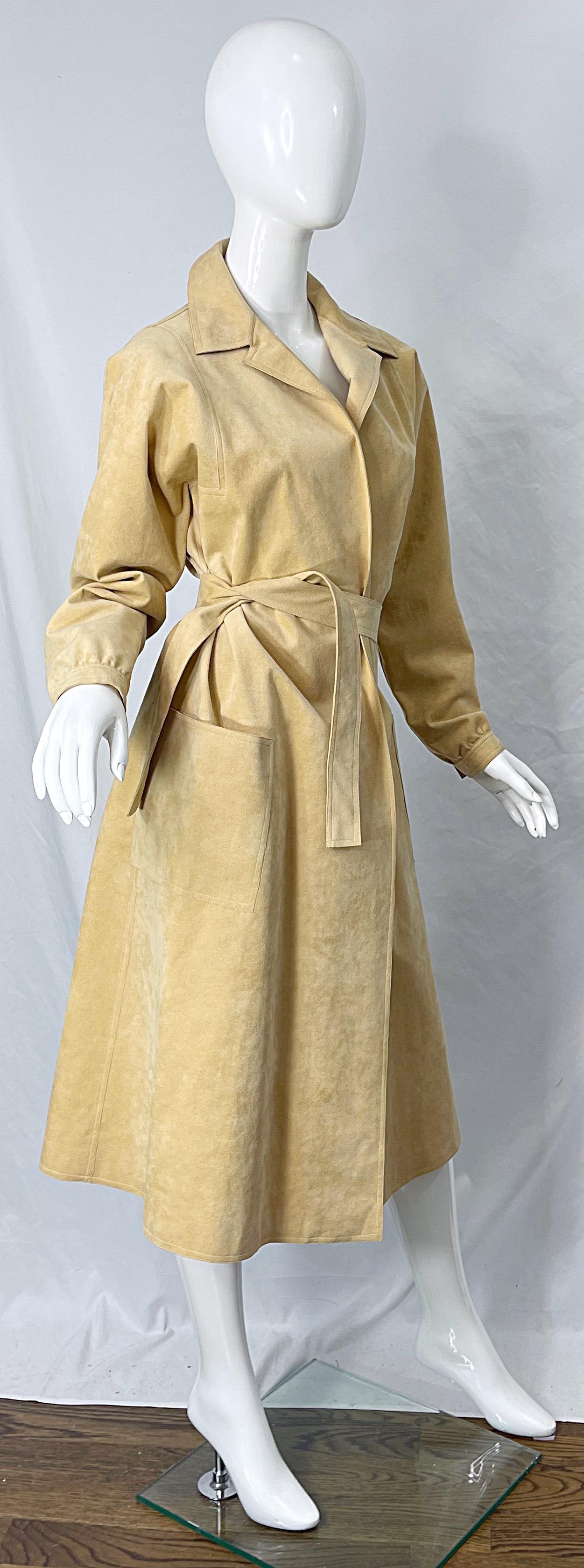1970s HALSTON Ultrasuede Tan Sand Belted Vintage 70s Shirt Dress Duster Jacket 5