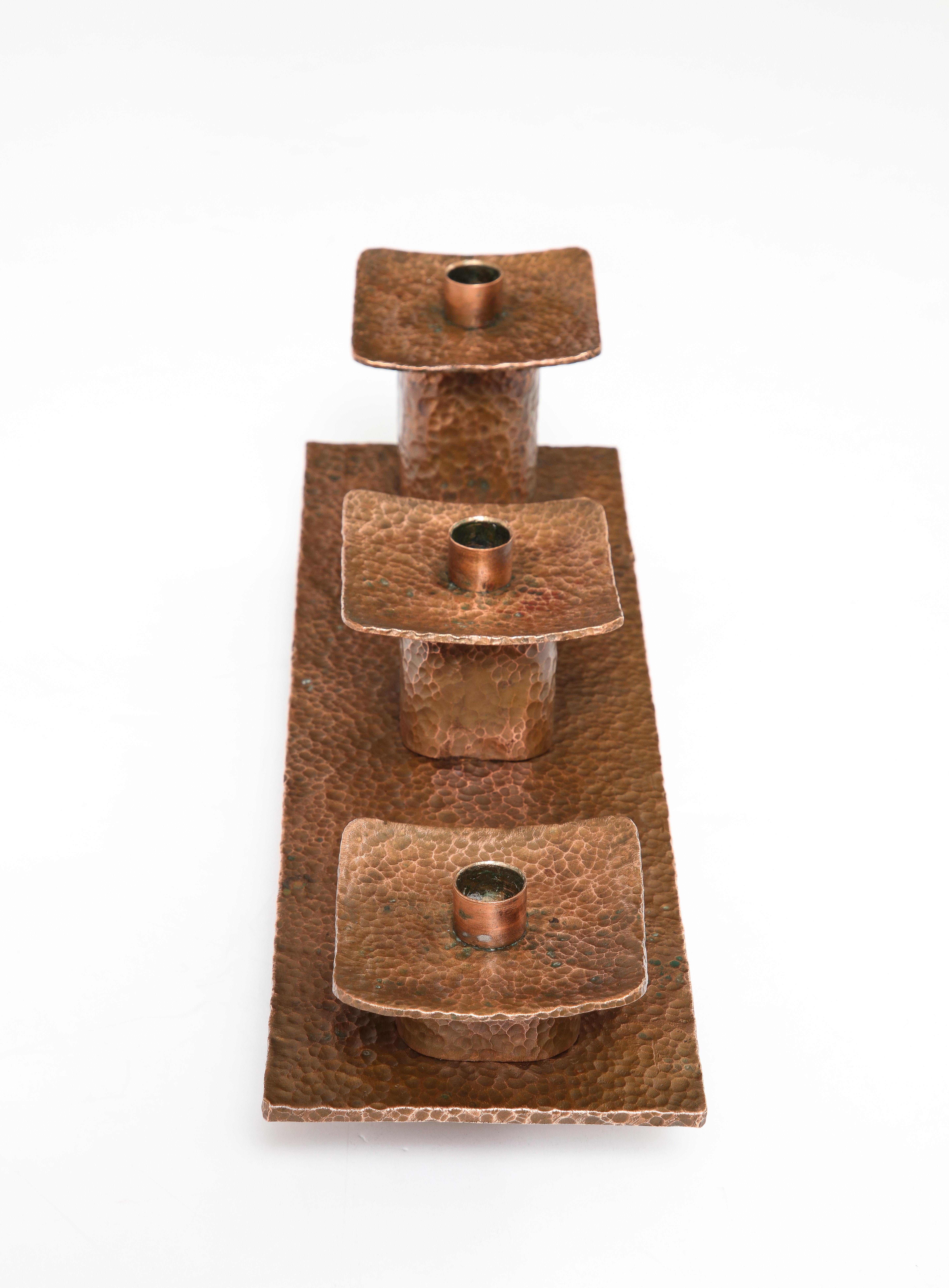 1970er Hammered Copper Modernist Kerzenhalter im Angebot 4