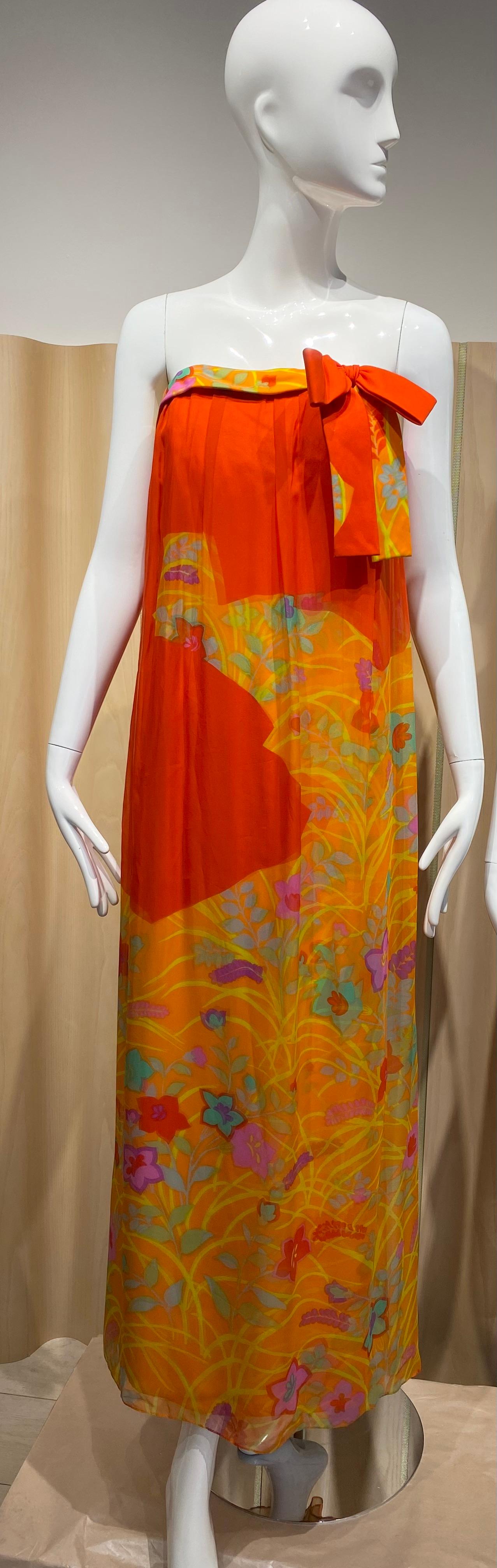 Women's 1960s Hanae Mori Tangerine Silk Print Strapless Dress With Shawl For Sale