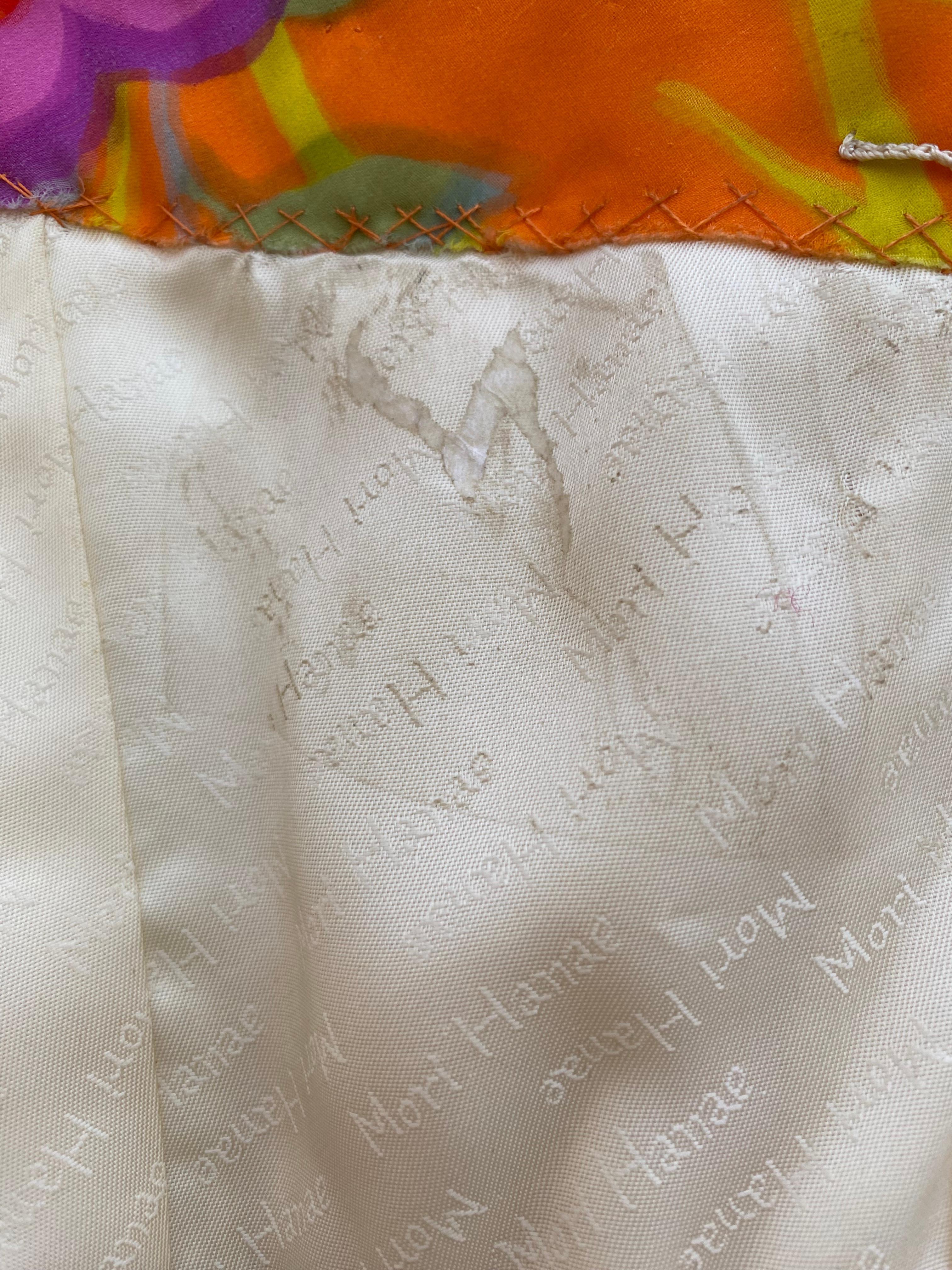 1960s Hanae Mori Tangerine Silk Print Strapless Dress With Shawl For Sale 5