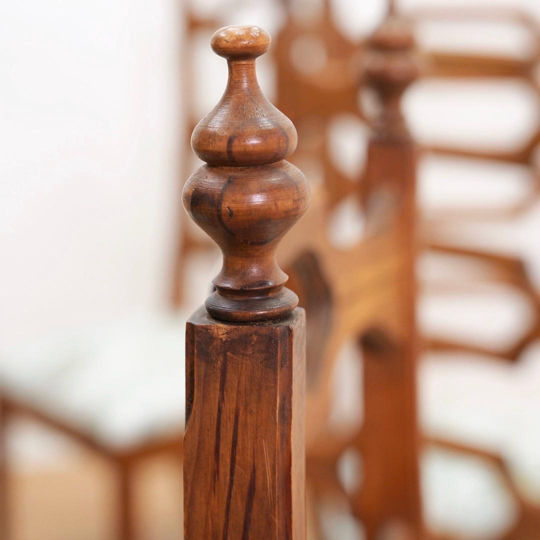 1970s Hand Carved Brutalist Dining Table & Chairs by Aquarius Enterprises en vente 5