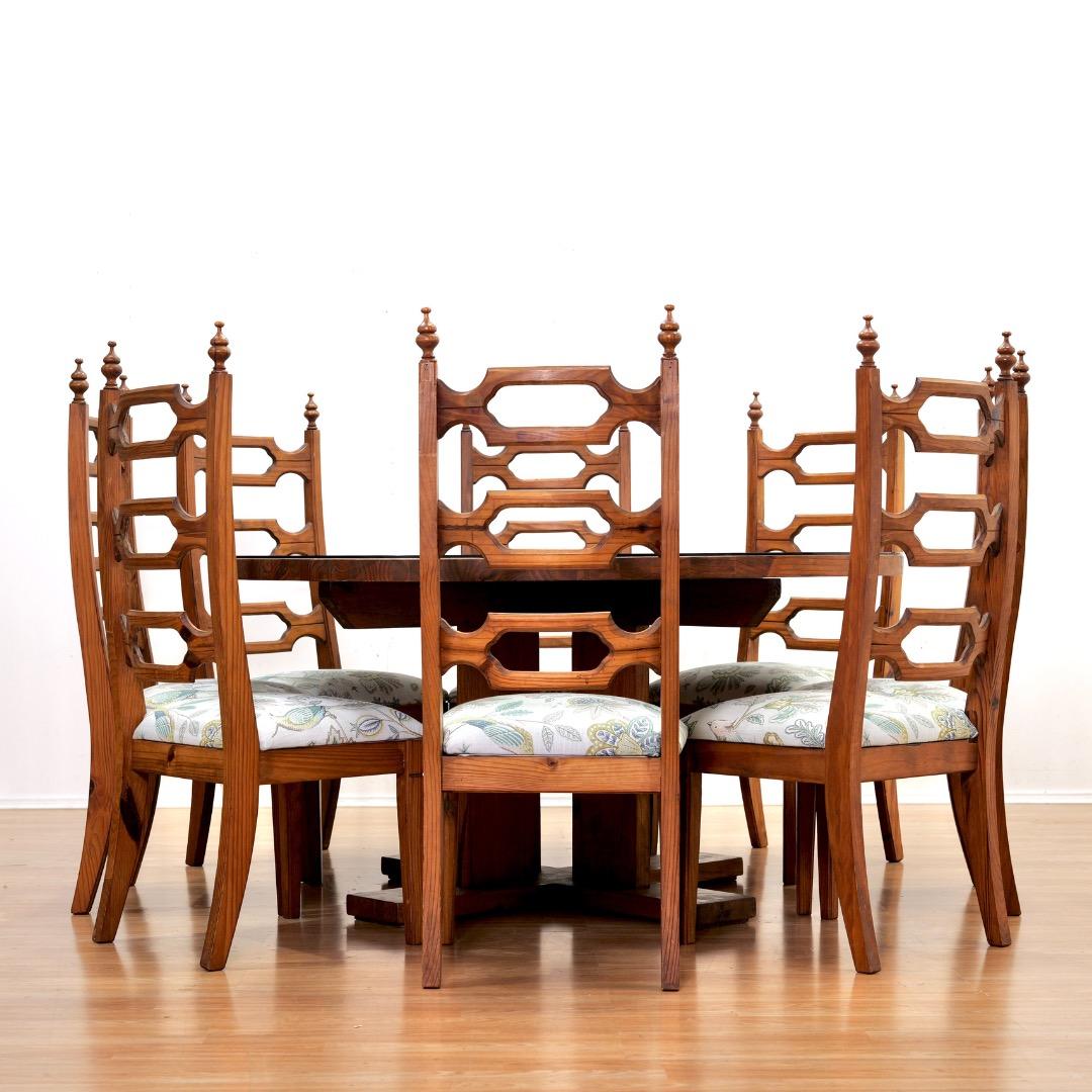 Bois 1970s Hand Carved Brutalist Dining Table & Chairs by Aquarius Enterprises en vente