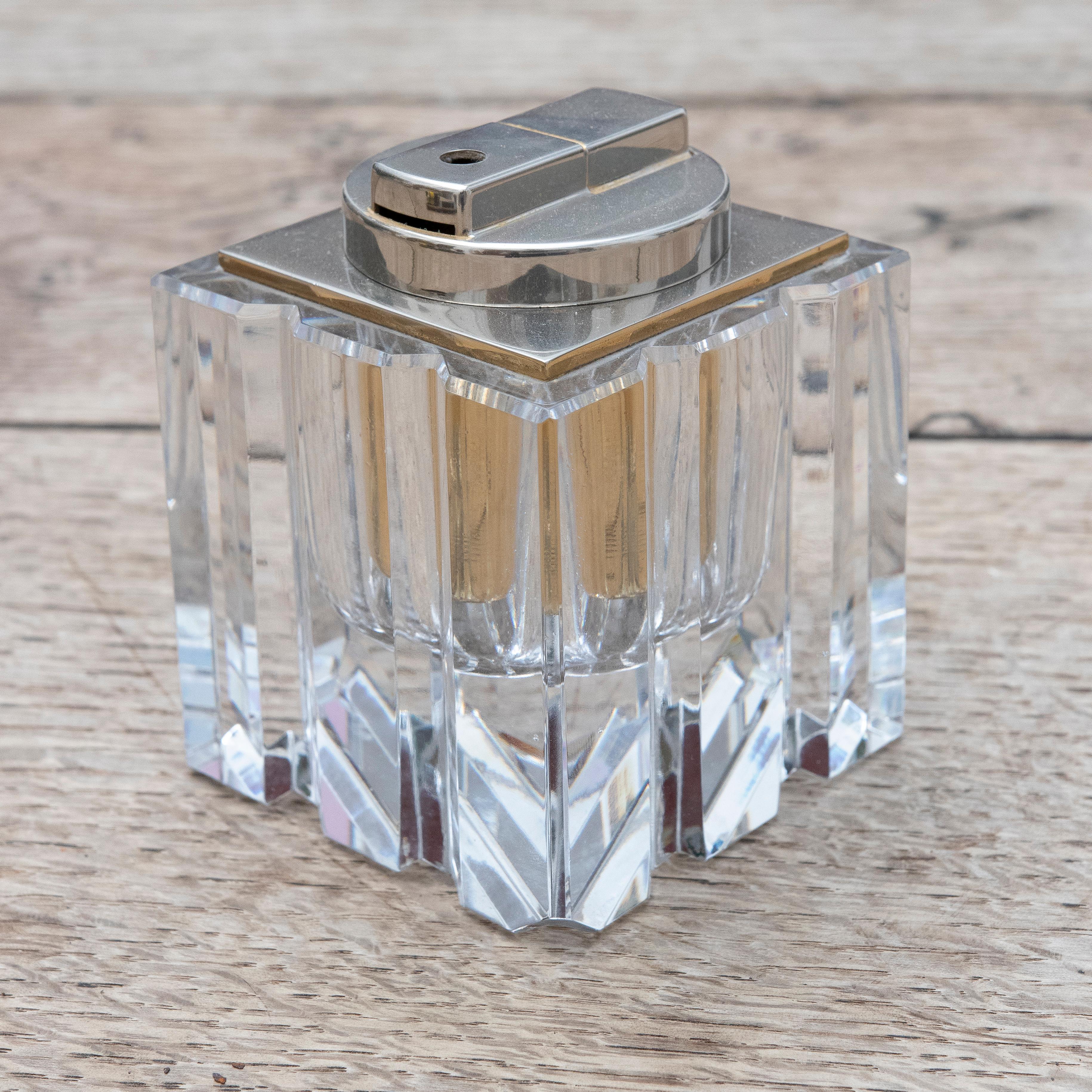 1970s Hand-Cut Crystal Lighter with Gilded Metal In Good Condition For Sale In Marbella, ES