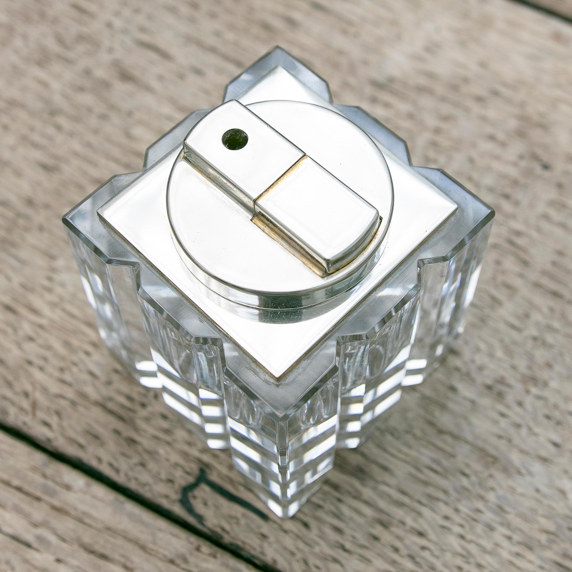 1970s Hand-Cut Crystal Lighter with Gilded Metal For Sale 2