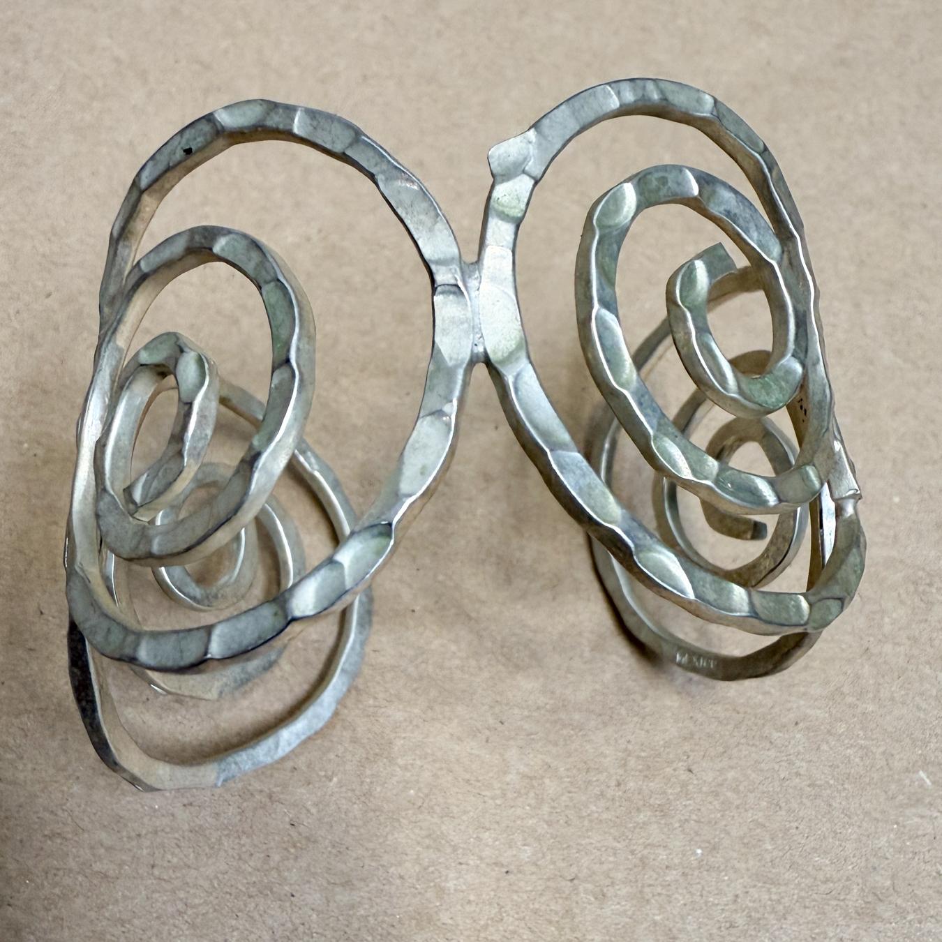 Mexican 1970s Hand Hammered Sterling Silver Spiral Cuff Bracelet Taxco For Sale