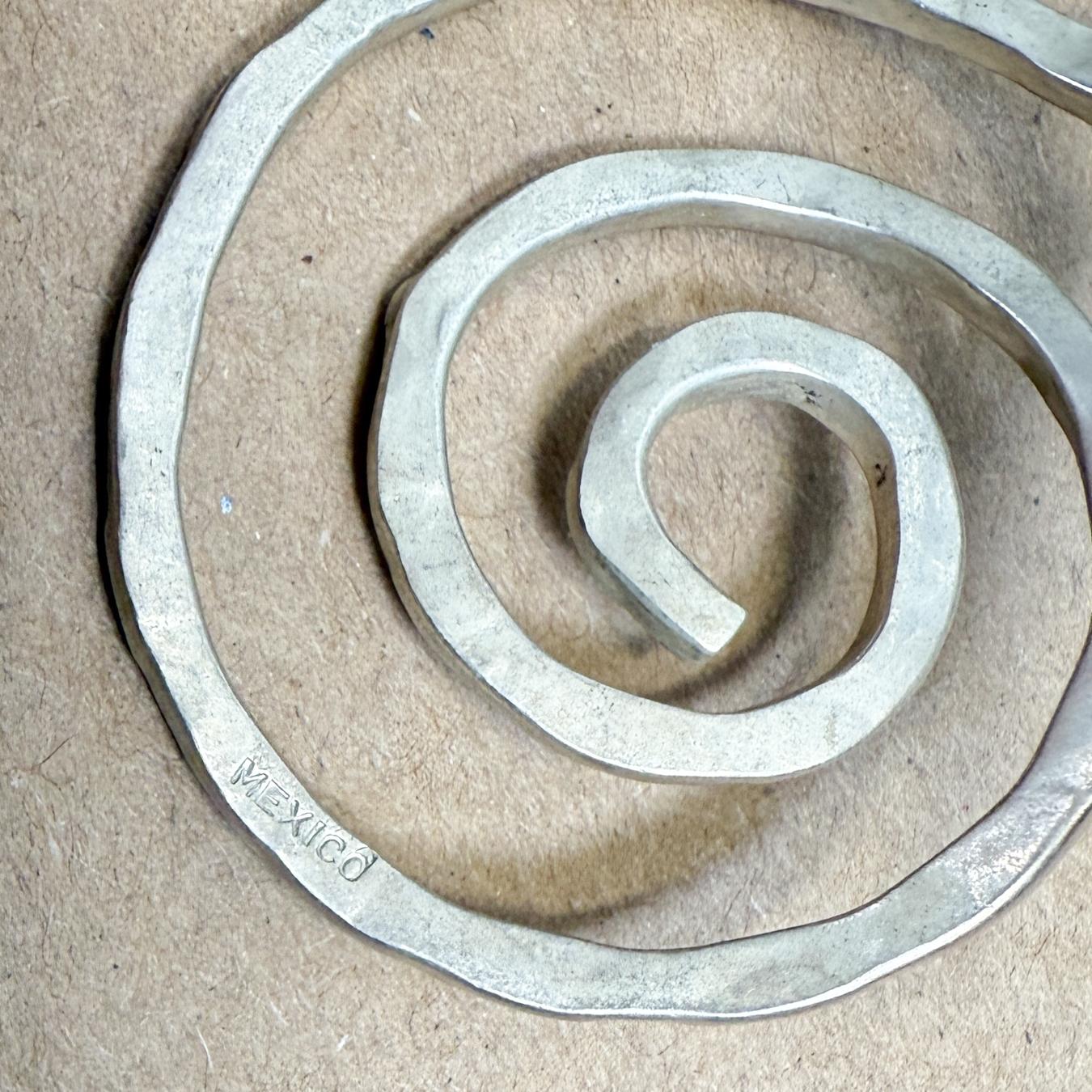 20th Century 1970s Hand Hammered Sterling Silver Spiral Cuff Bracelet Taxco For Sale