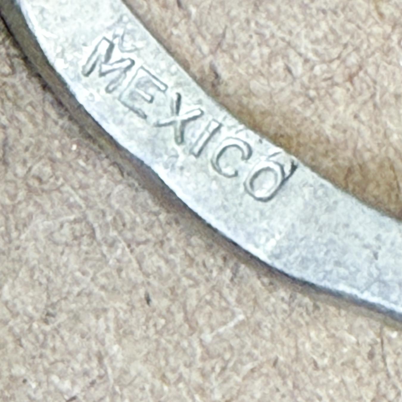 1970s Hand Hammered Sterling Silver Spiral Cuff Bracelet Taxco For Sale 1