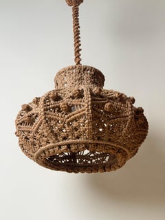Lámpara colgante de macramé de yute anudada a mano de los años 70 con pantalla escultural de estilo boho
