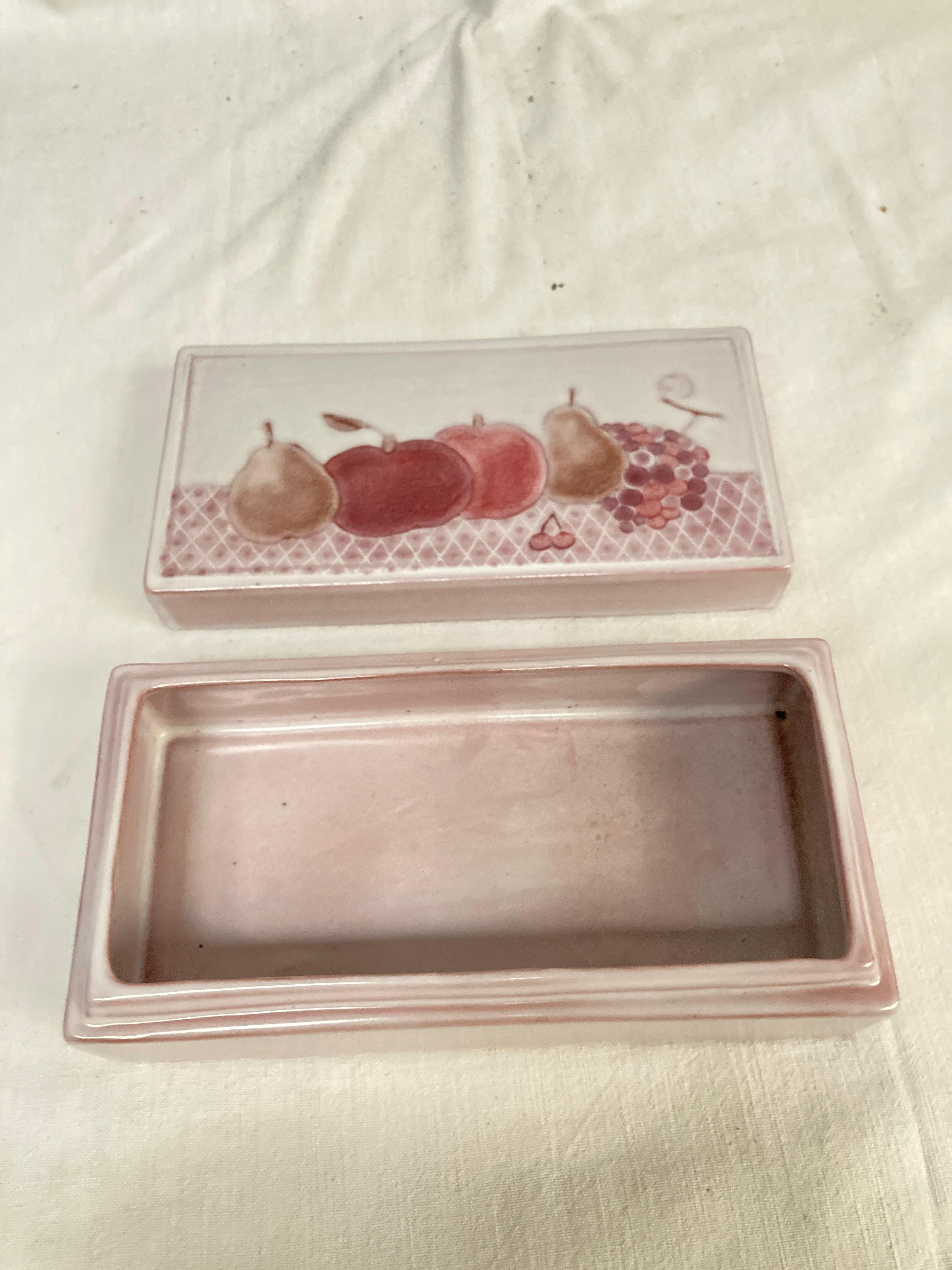 Caja de cerámica Hand Made de 1970 de Cloutier en Bueno estado para la venta en New York, NY