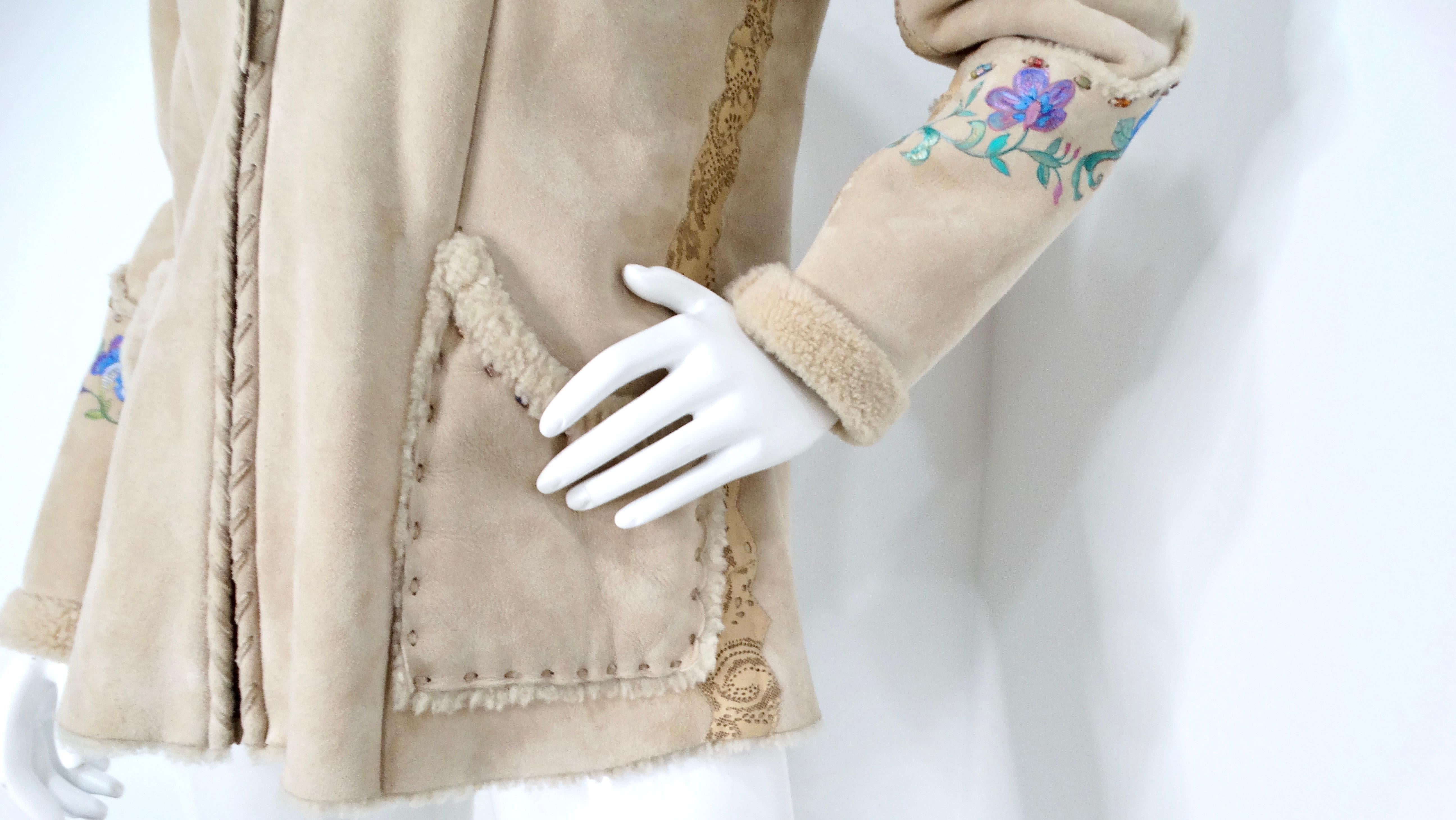 1970s Hand-Painted Floral Beige Suede Jacket With Faux Fur Trim For Sale 5