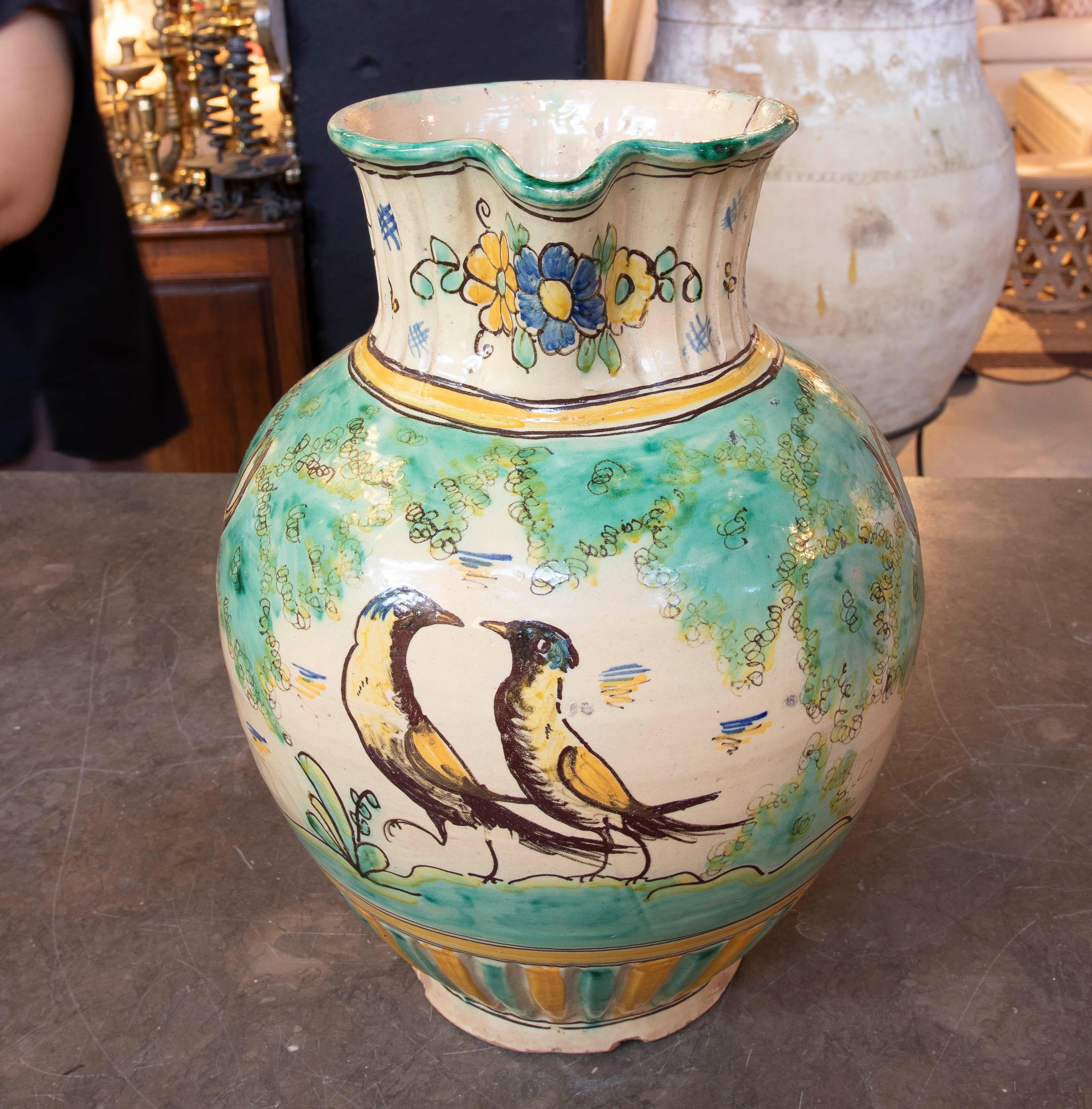 1970s Hand-painted Glazed Spanish Ceramic Jug from Puente del Arzobispo. In Good Condition For Sale In Marbella, ES