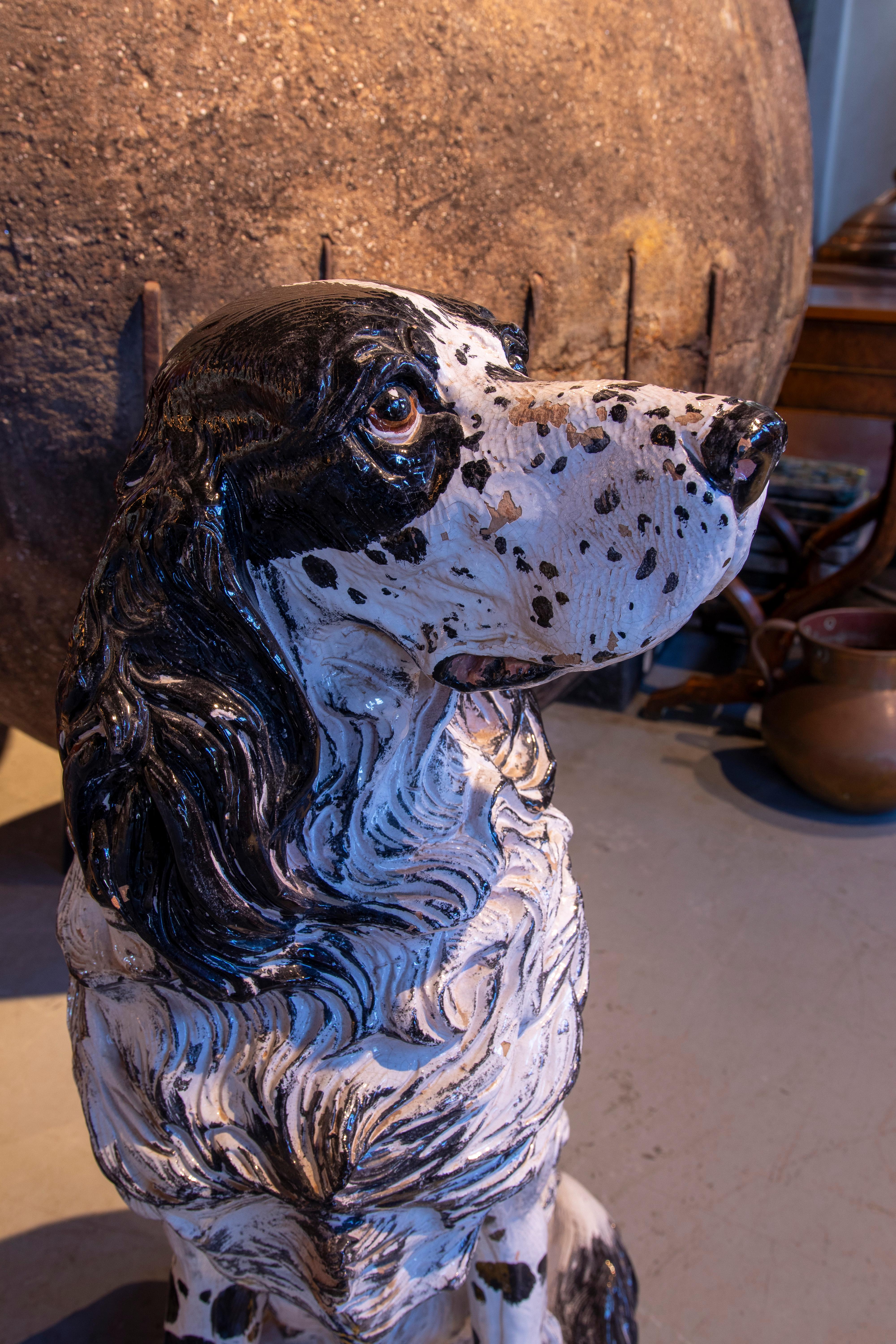 1970er Jahre Handbemalte glasierte Terrakotta Springer Spaniel Hundeskulptur. Italien im Angebot 6